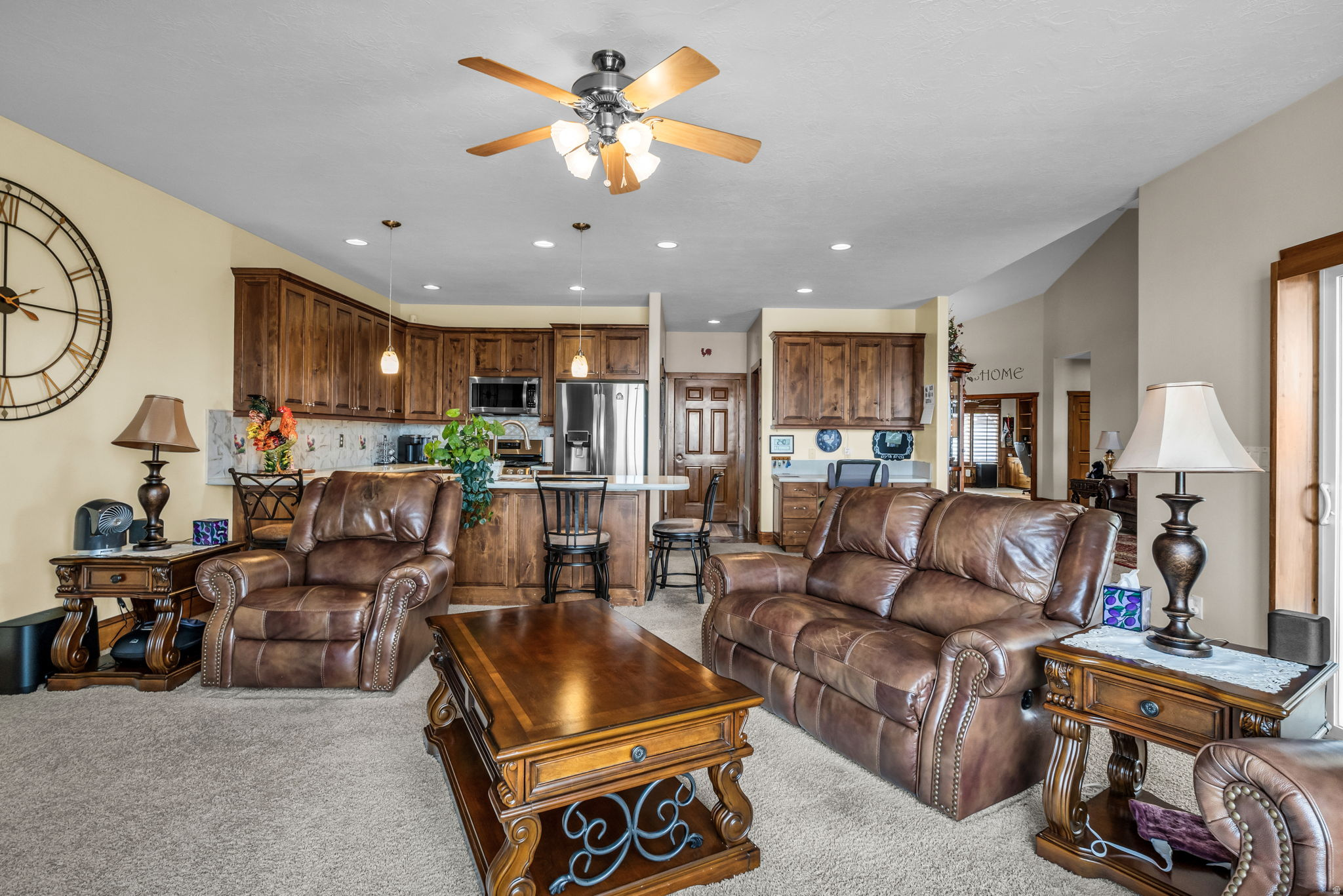 HERITAGE SOUTH MOUNTAIN - Residential