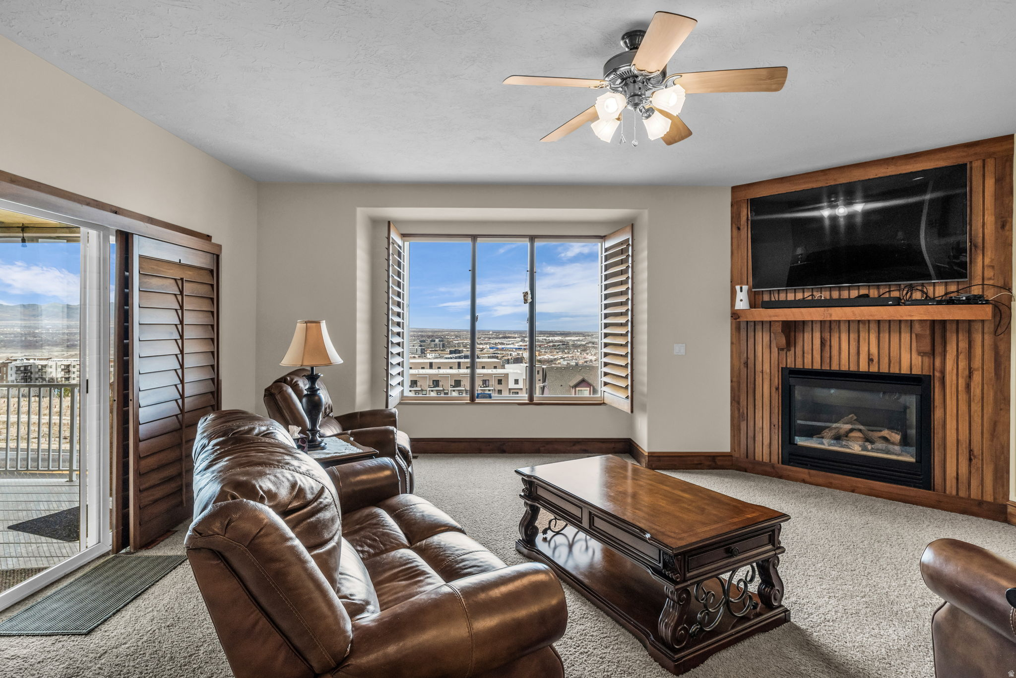 HERITAGE SOUTH MOUNTAIN - Residential