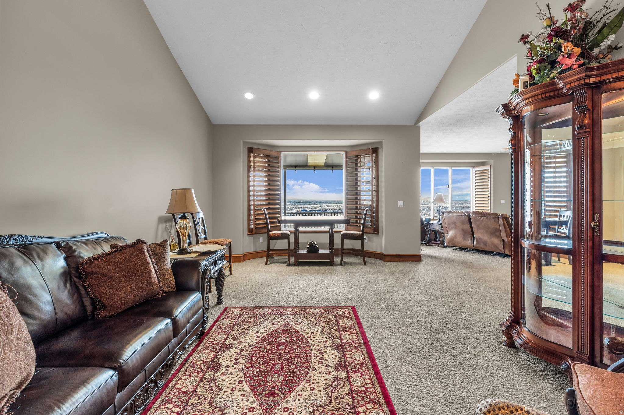 HERITAGE SOUTH MOUNTAIN - Residential