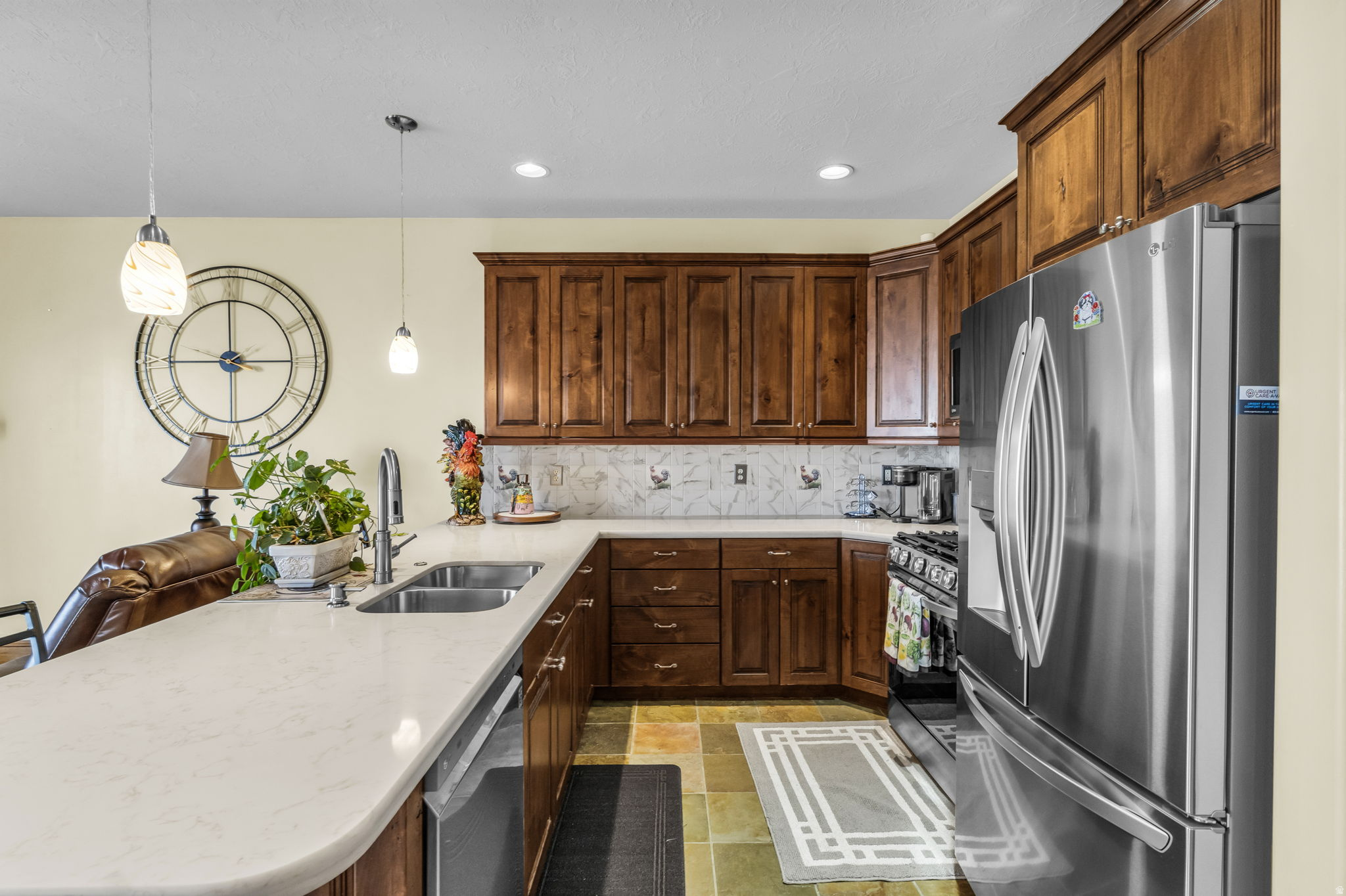 HERITAGE SOUTH MOUNTAIN - Residential