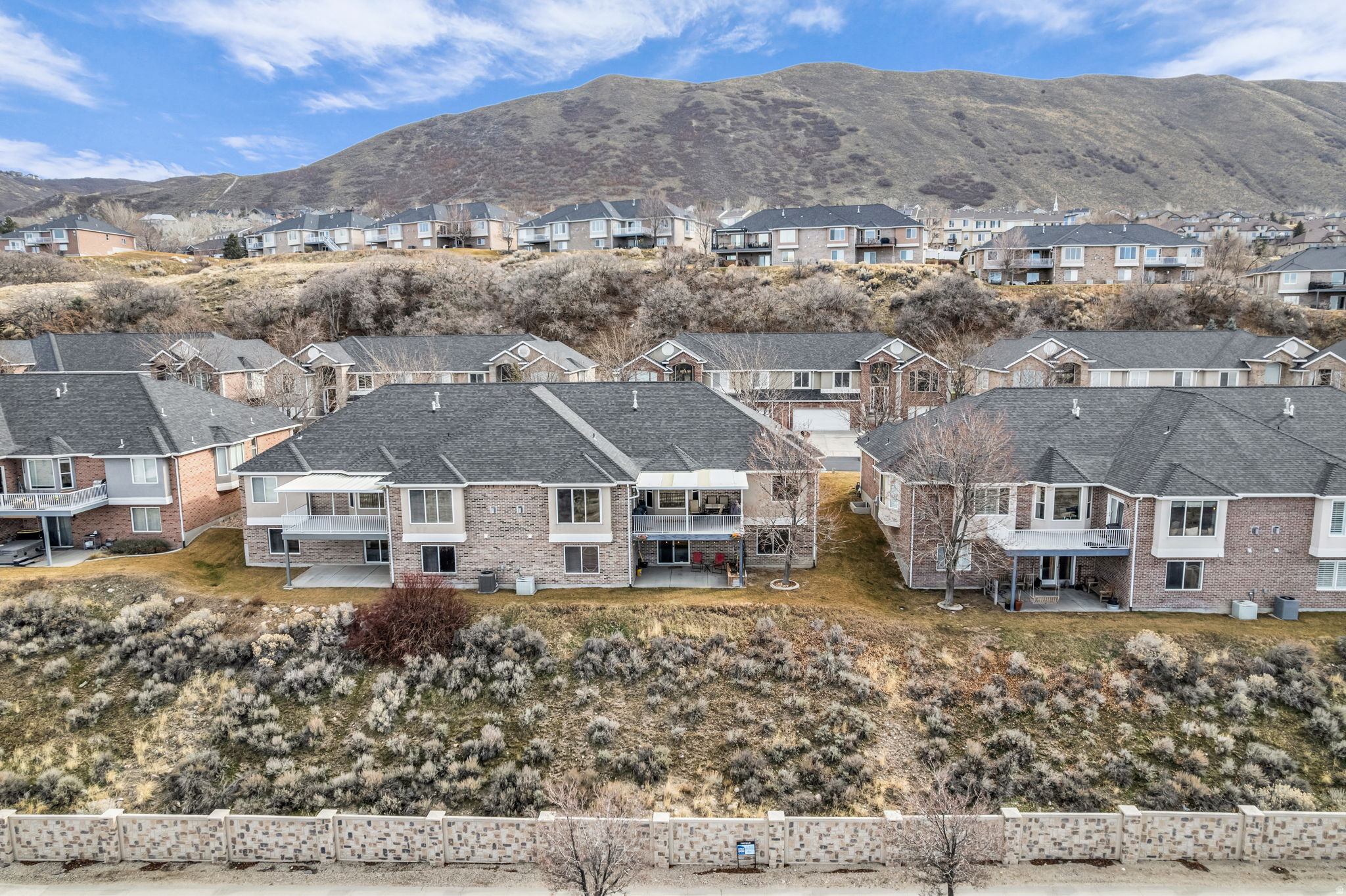 HERITAGE SOUTH MOUNTAIN - Residential