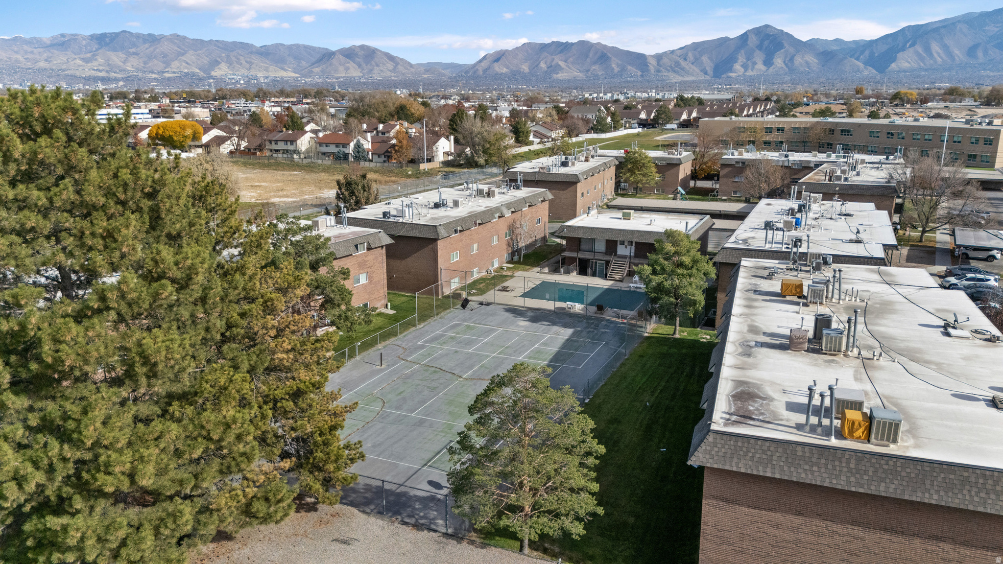 WESTGLEN VILLAGE - Residential