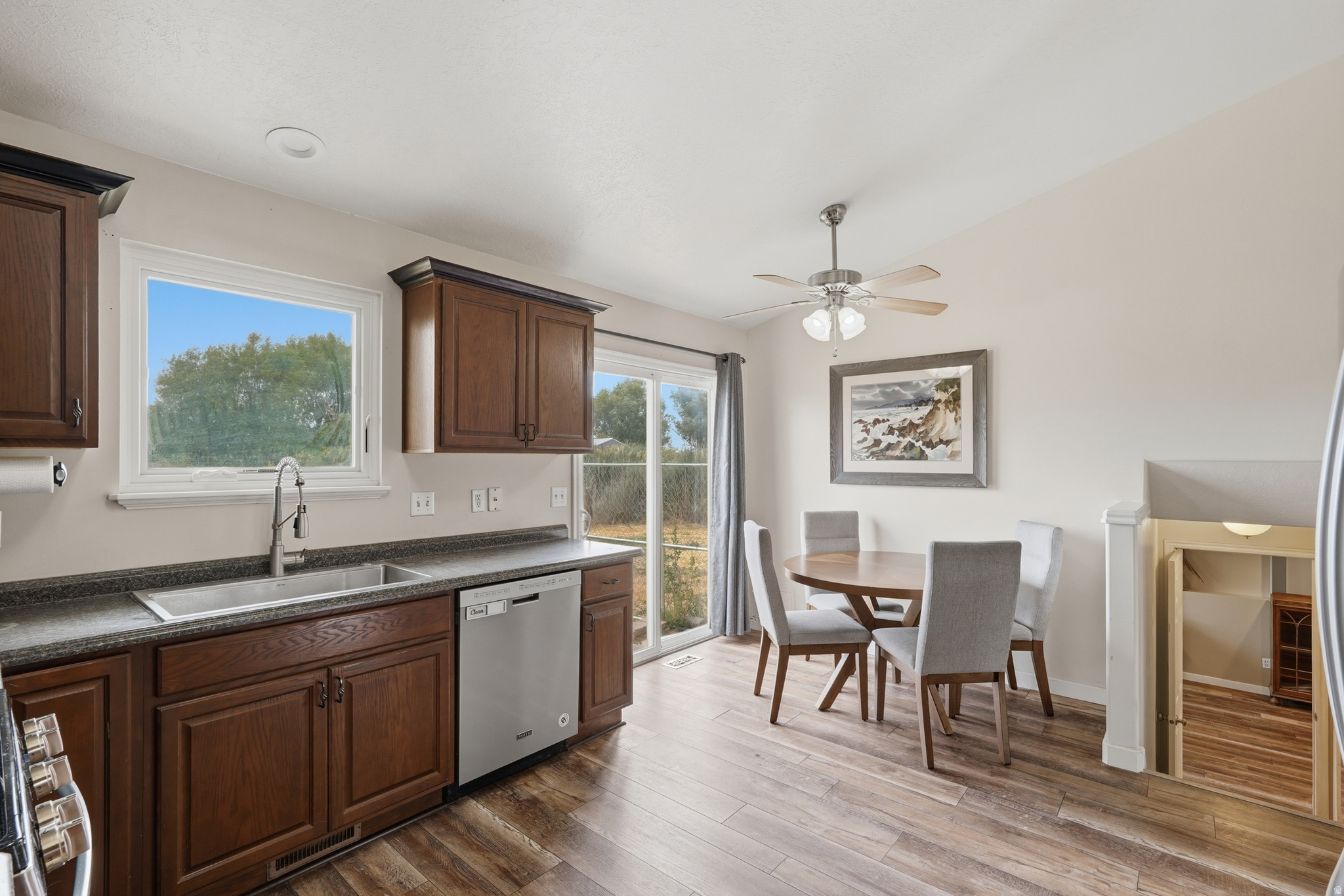 COUNTRY ACRES - Residential