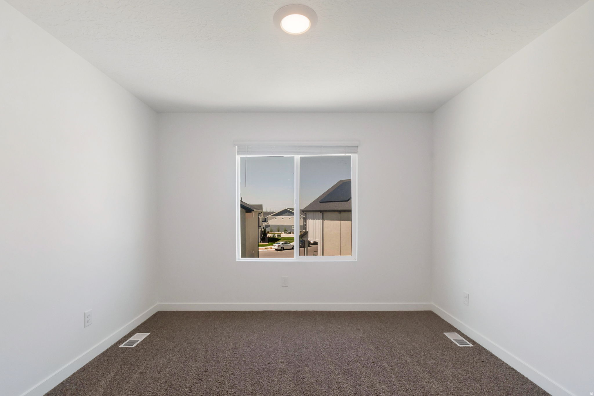 QUIET VALLEY - Residential