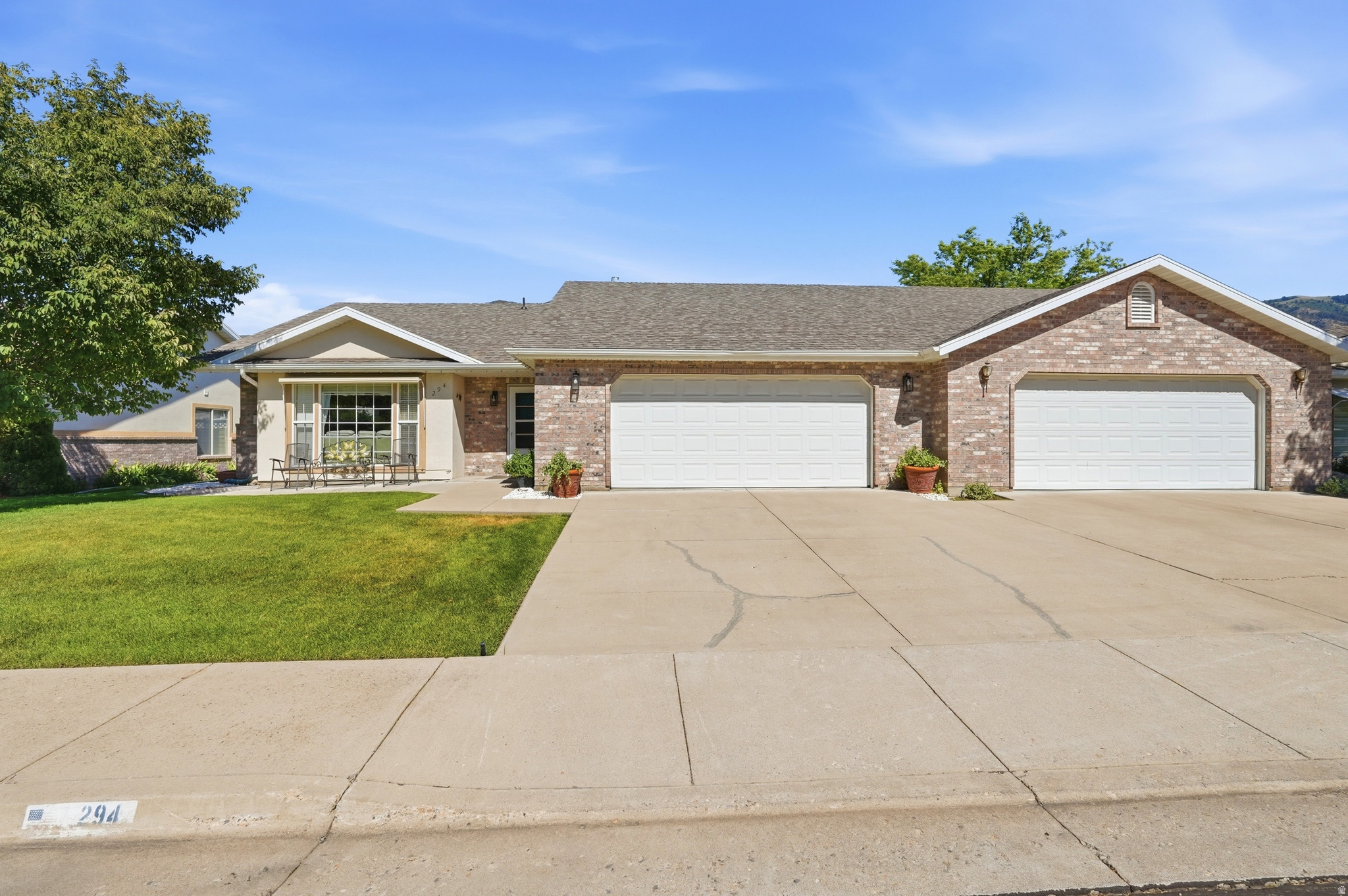 MOUNTAIN VIEW RETIREMENT COMMUNITY - Residential