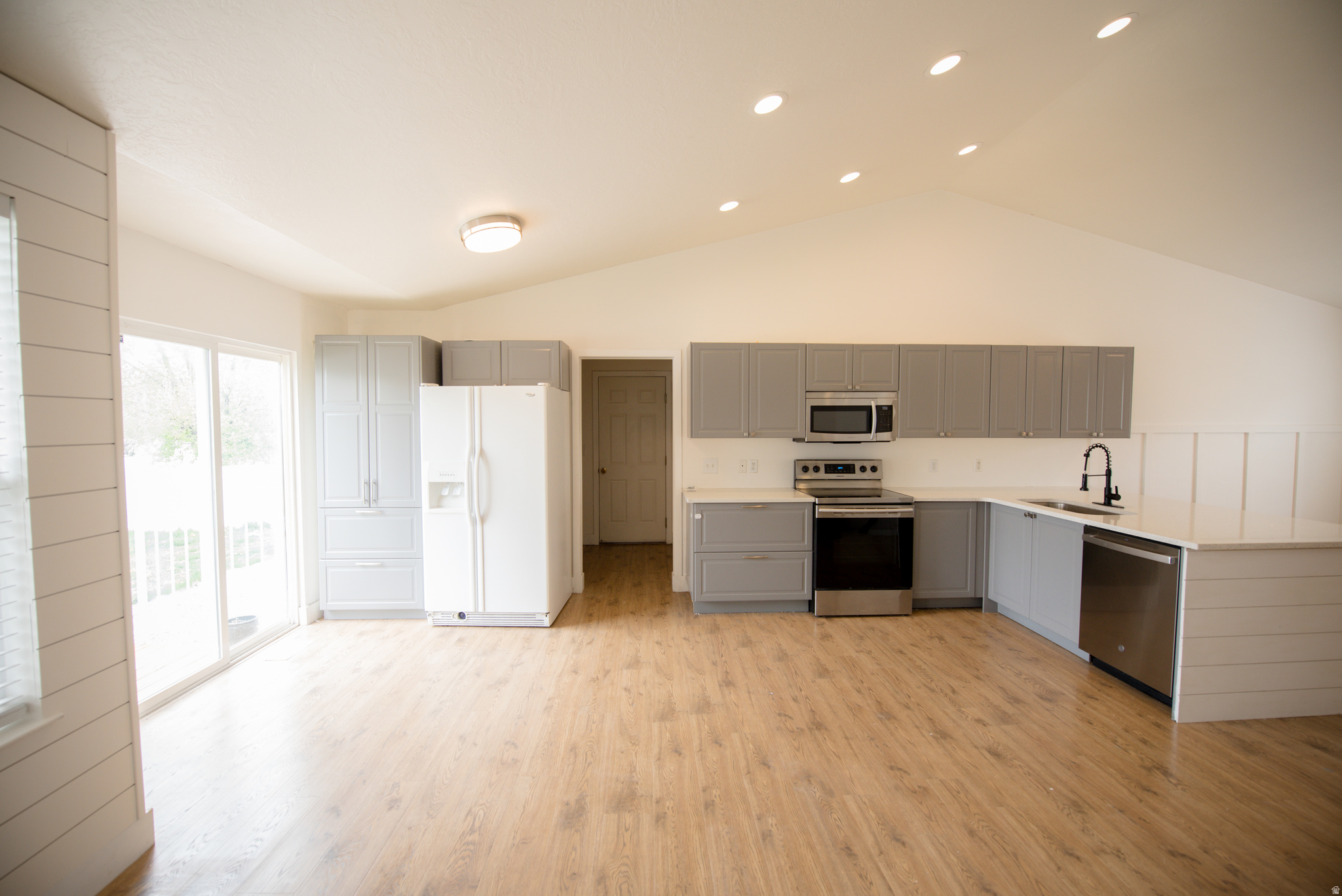 REESE - Residential