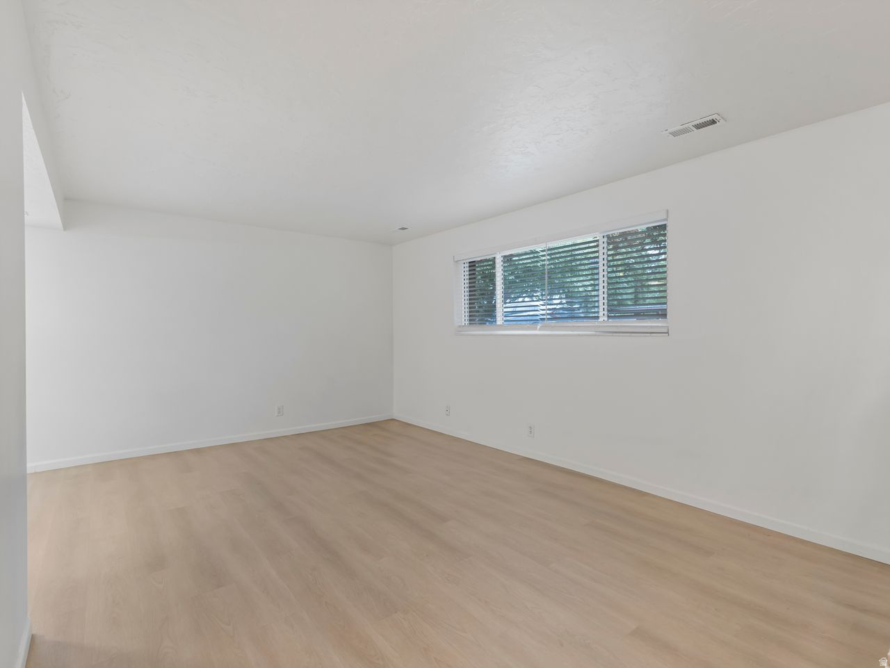 SILVER MAPLES - Residential