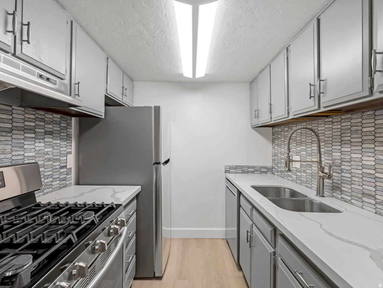 SILVER MAPLES - Residential