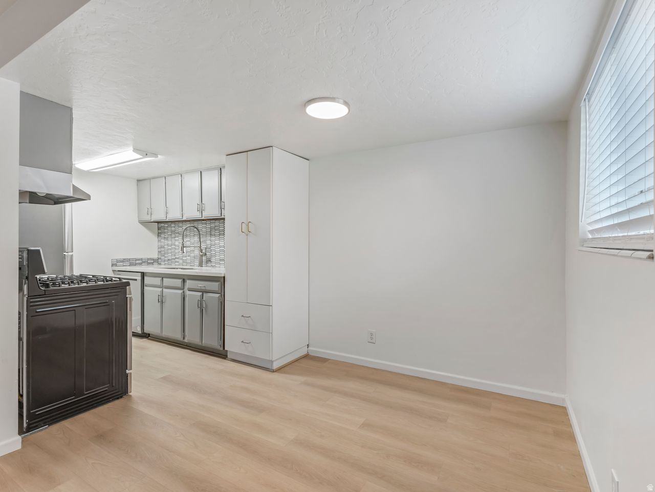 SILVER MAPLES - Residential