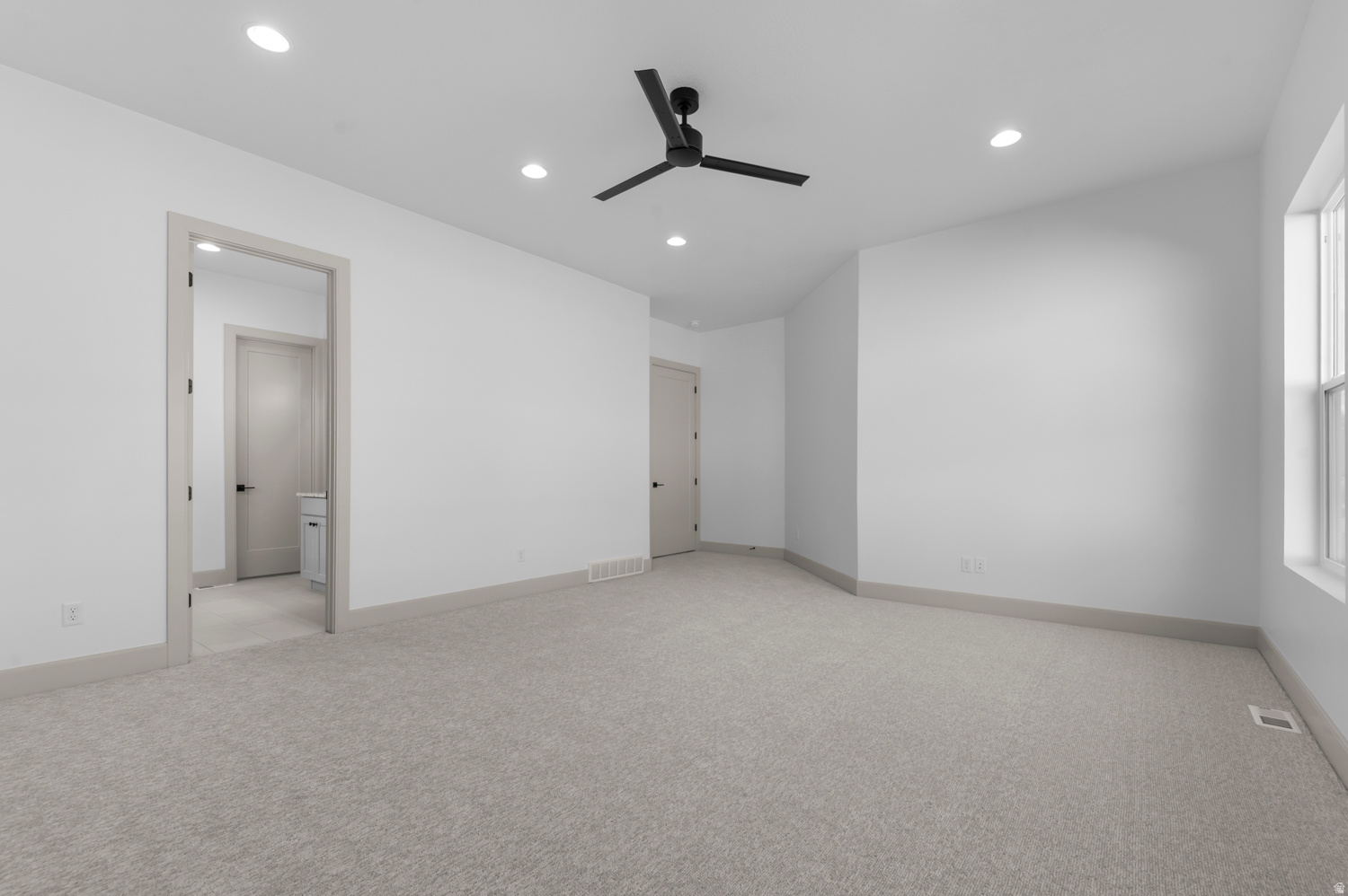 WEBER VIEW 213 - Residential