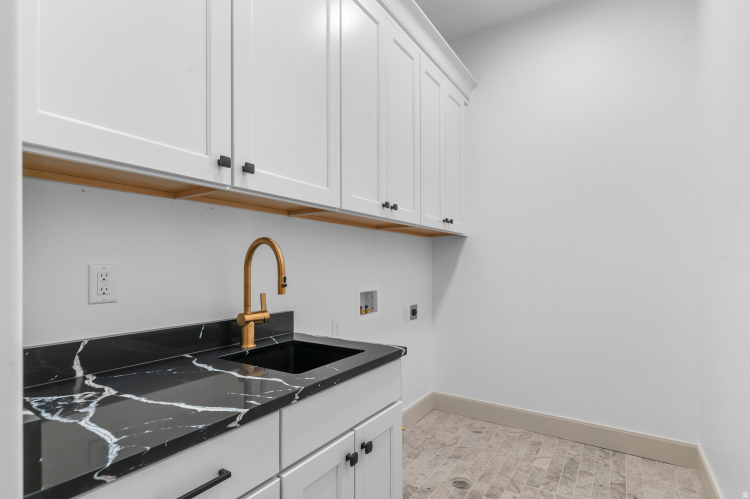WEBER VIEW 213 - Residential