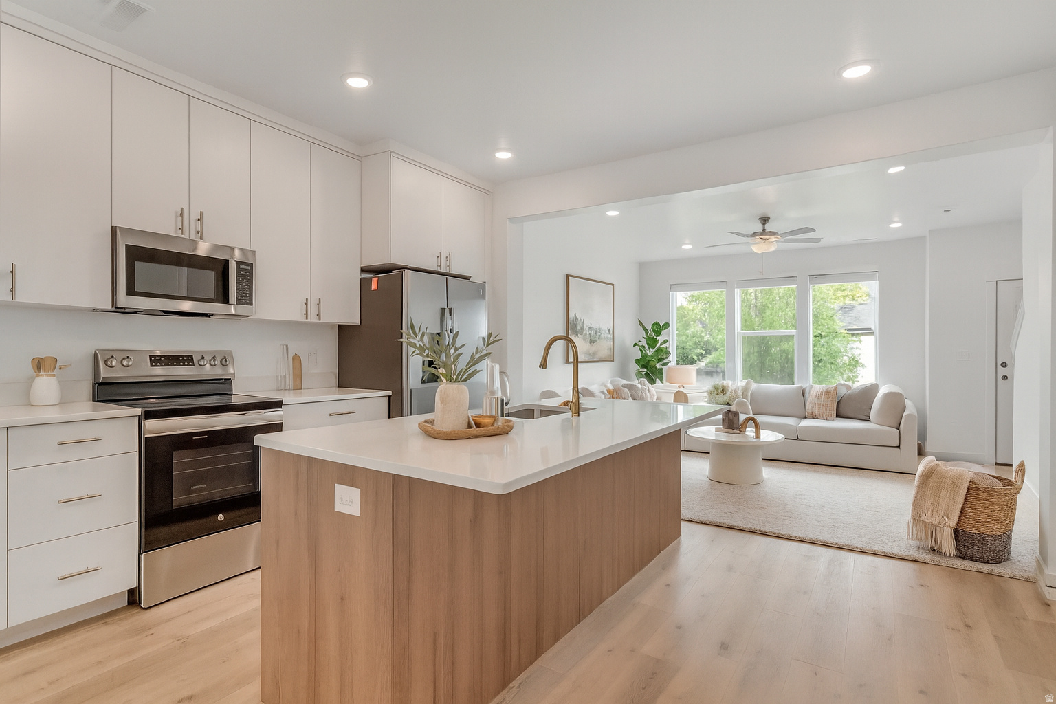 SPRINGVILLE TOWNS - Residential