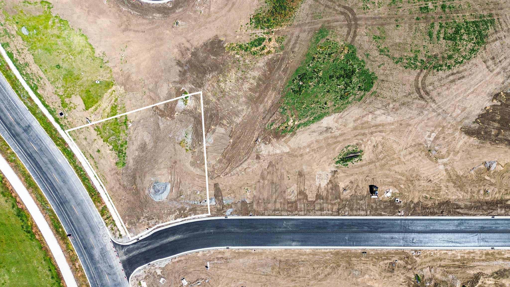 HAWK HOLLOW - Land