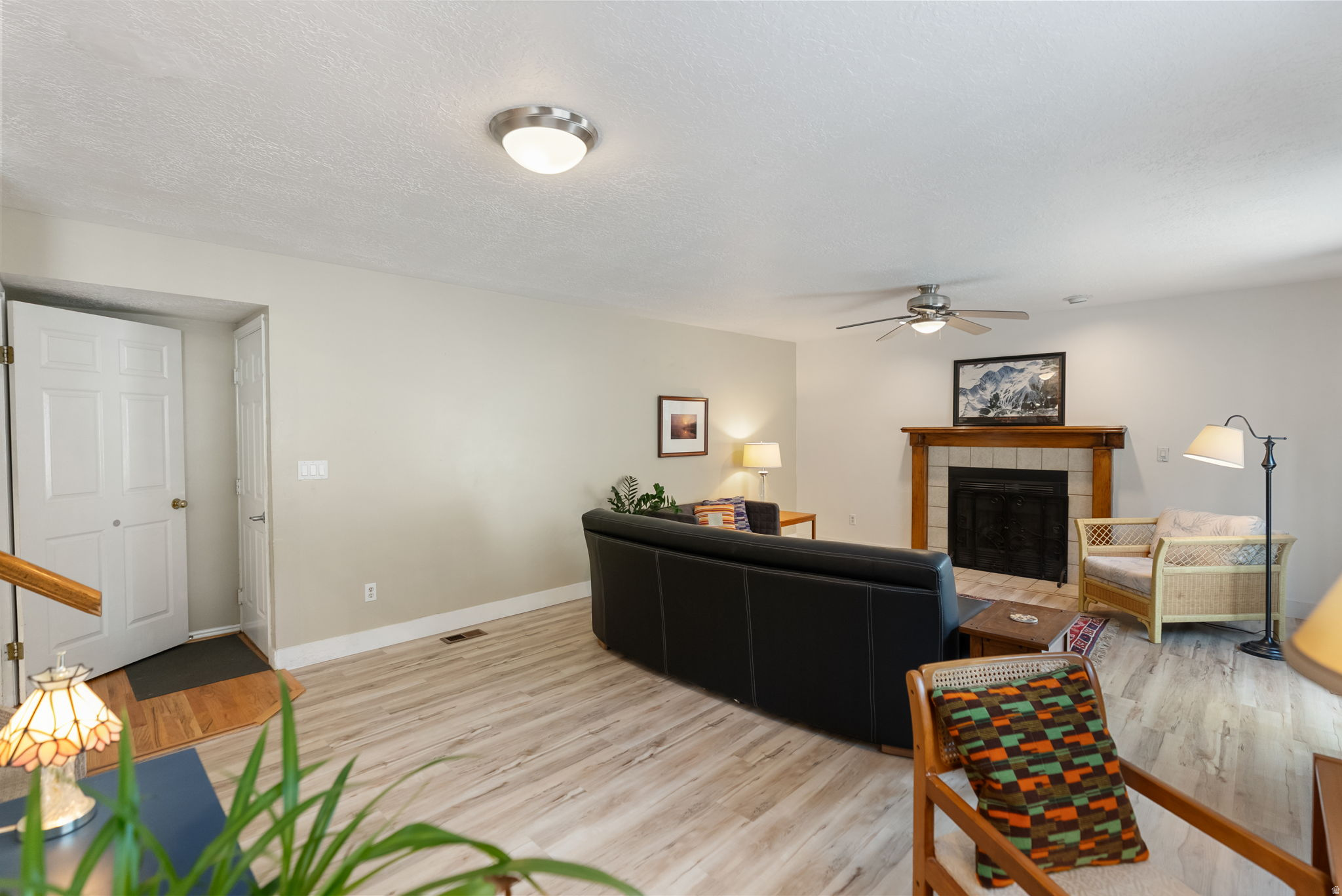 CONTINENTAL ESTATES - Residential
