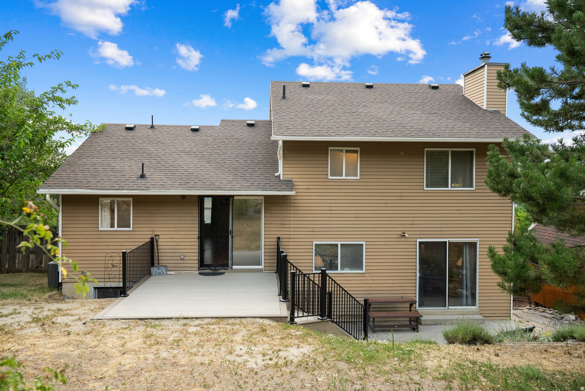 CONTINENTAL ESTATES - Residential