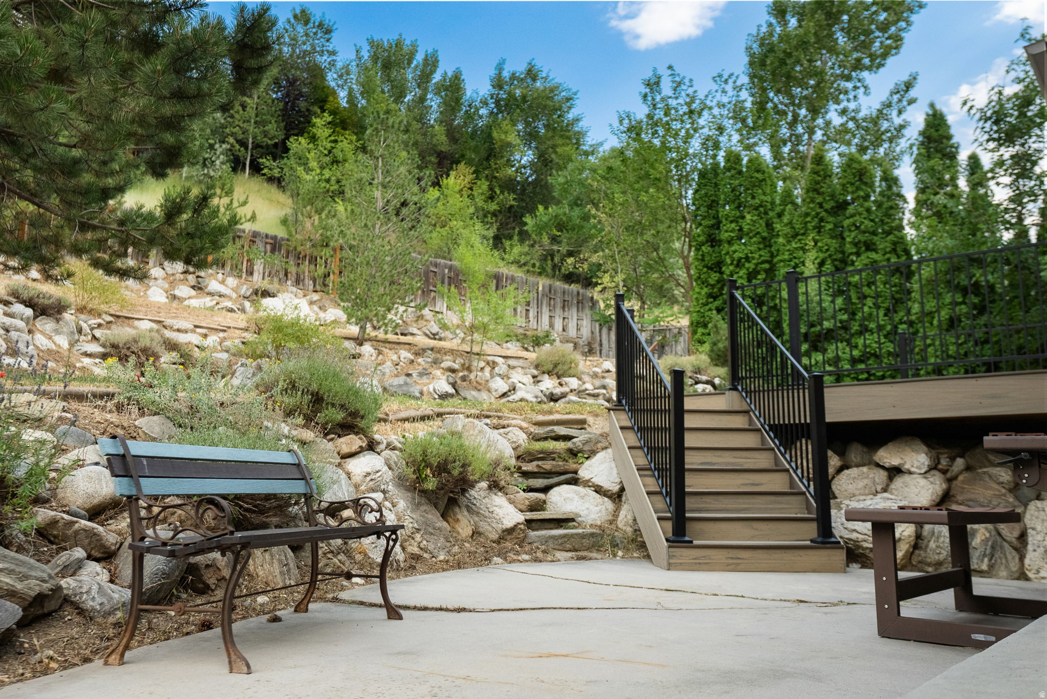 CONTINENTAL ESTATES - Residential