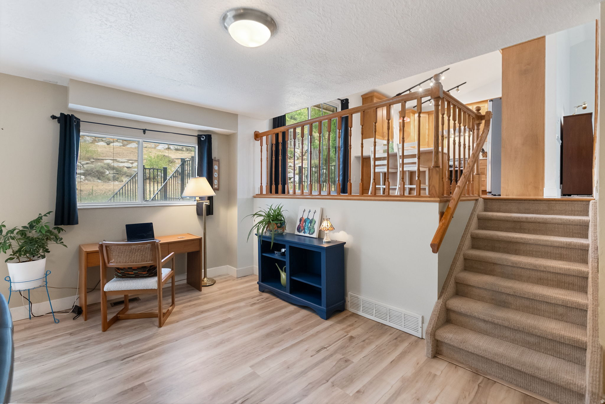 CONTINENTAL ESTATES - Residential