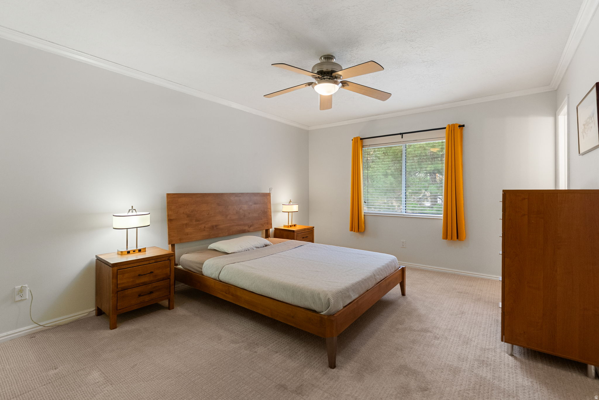 CONTINENTAL ESTATES - Residential