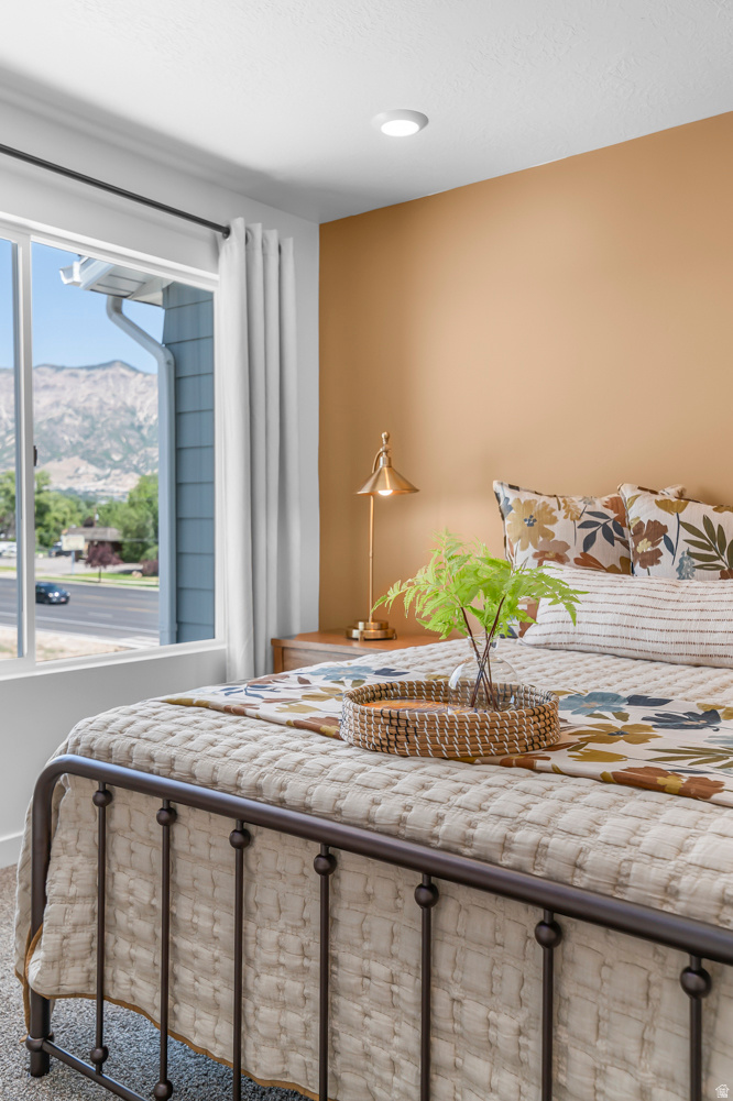 DIXON CREEK - Residential