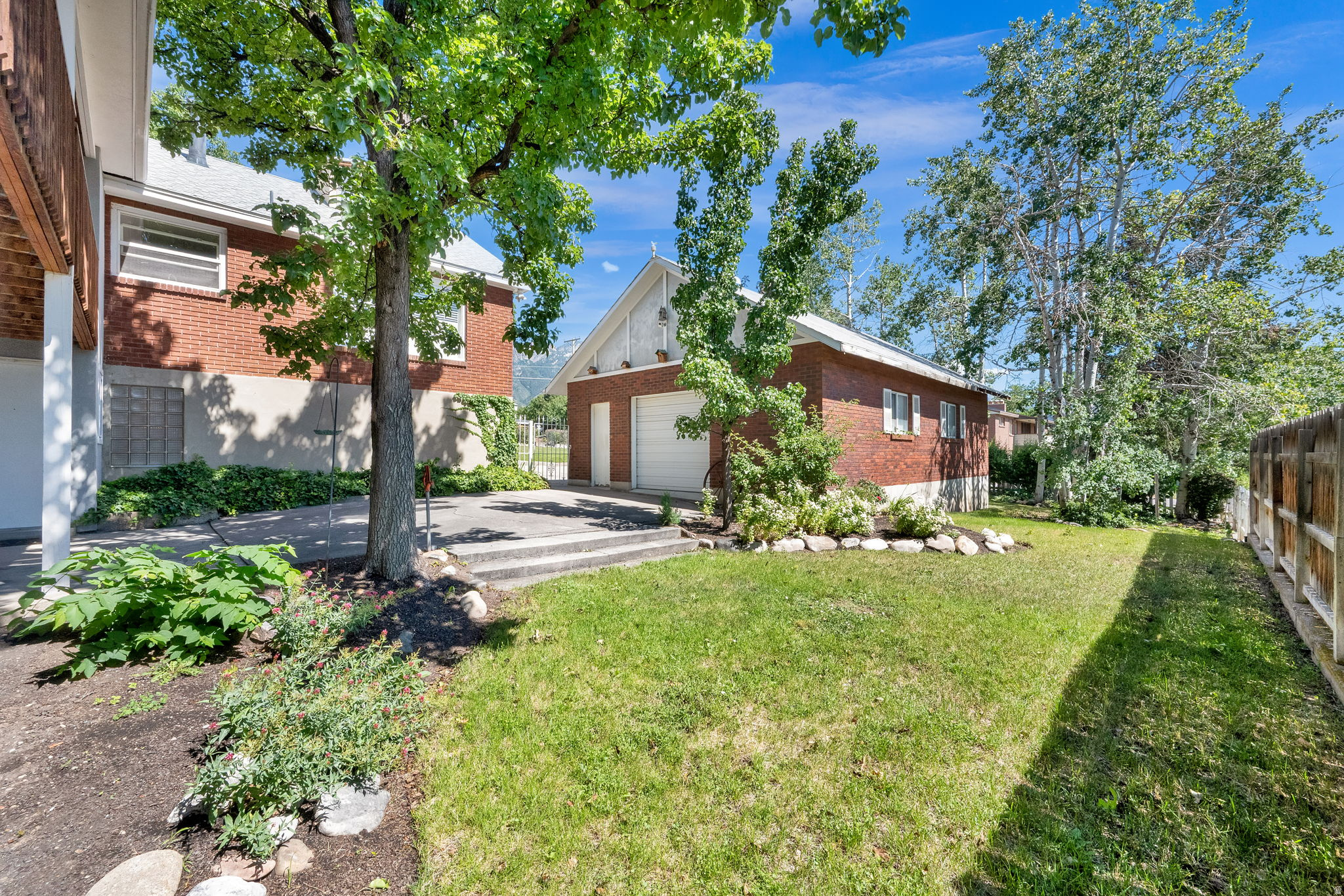 CAMBROSE SUB - Residential