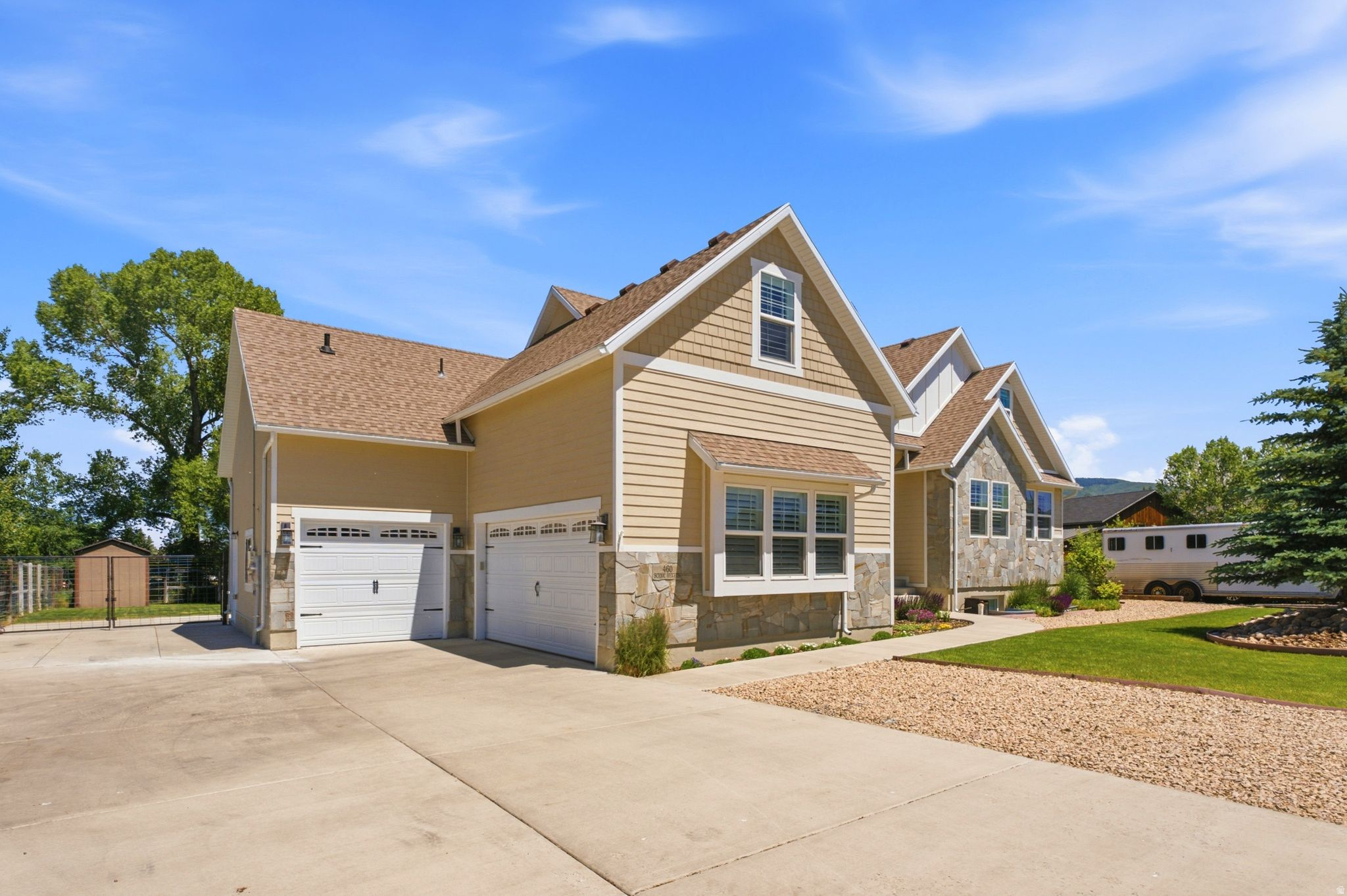 RIVER BLUFFS SUBDIVISION - Residential