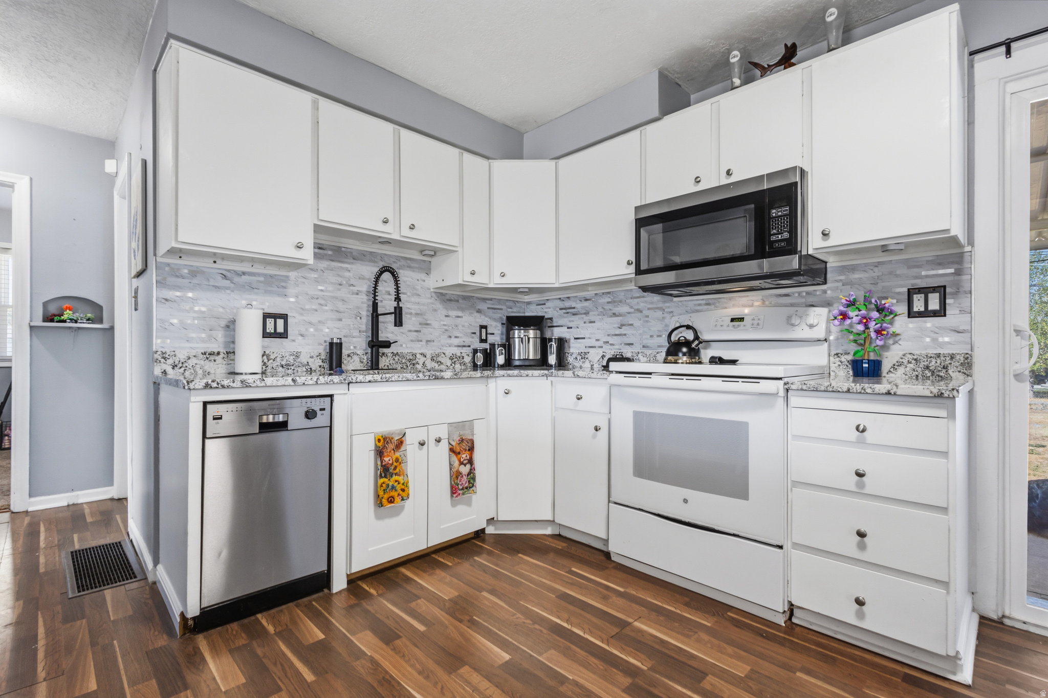 VALLEYVIEW SUB - Residential