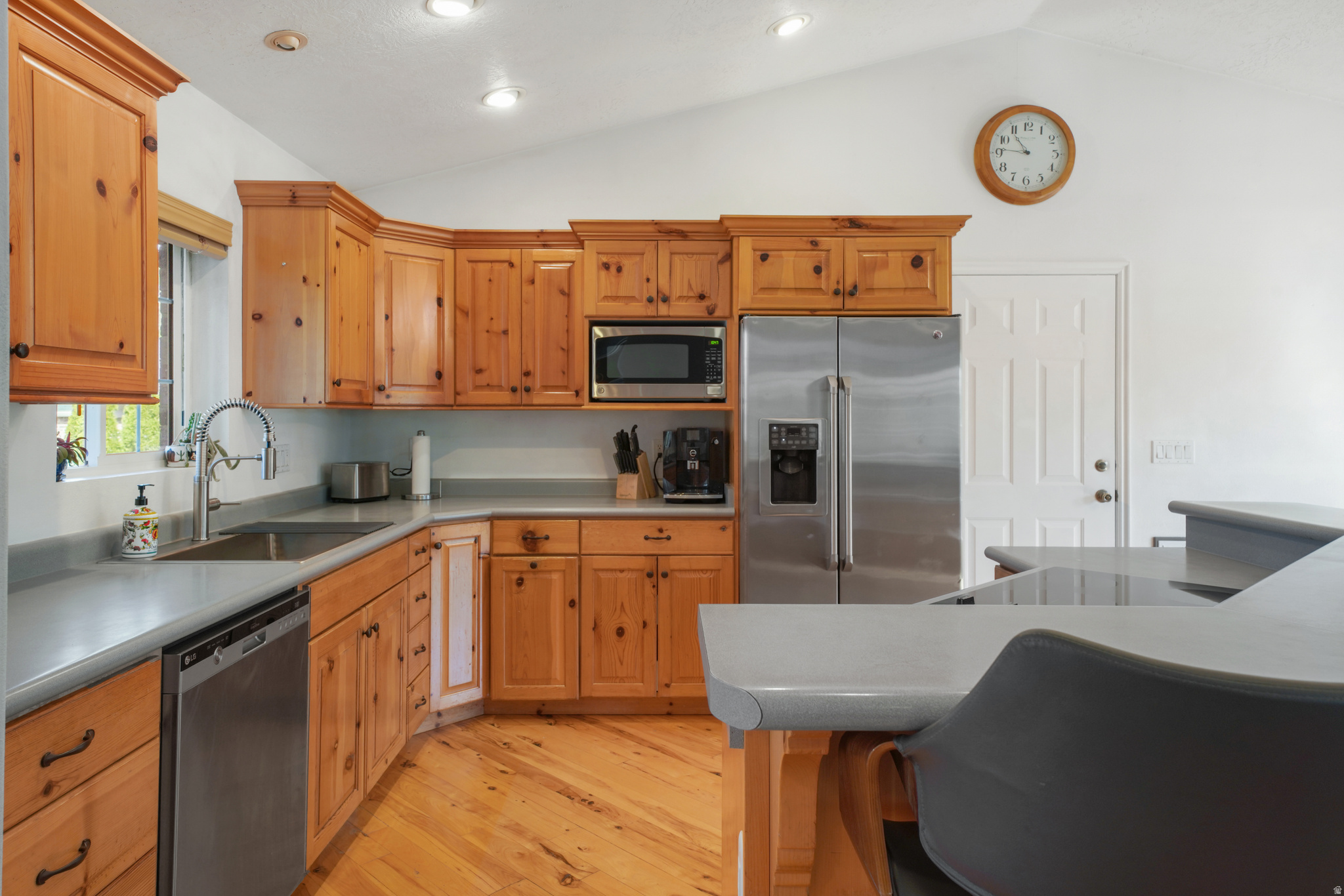 FOX BOROUGH - Residential
