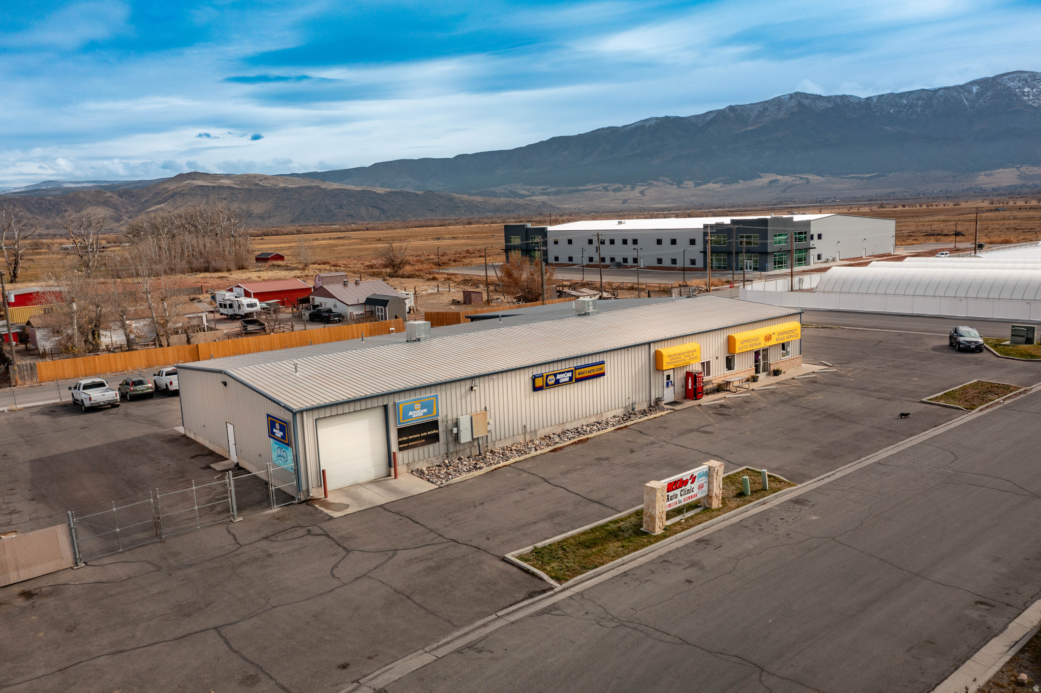 RICHFIELD COMMERCIAL CENTER - Commercial Sale