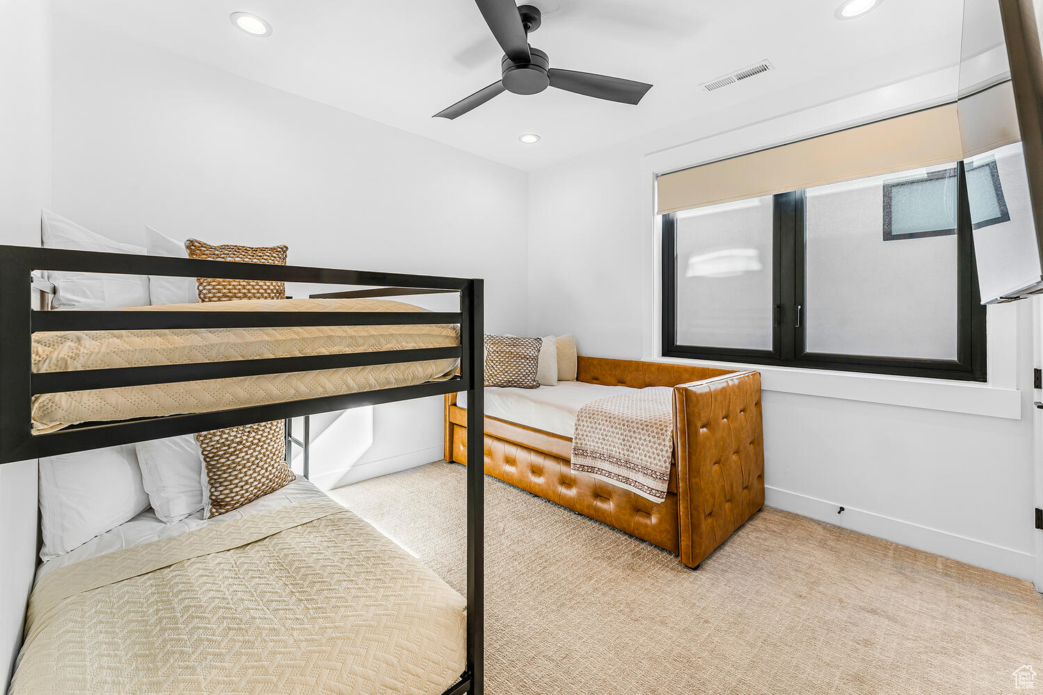 DESERT COLOR RESORT - Residential