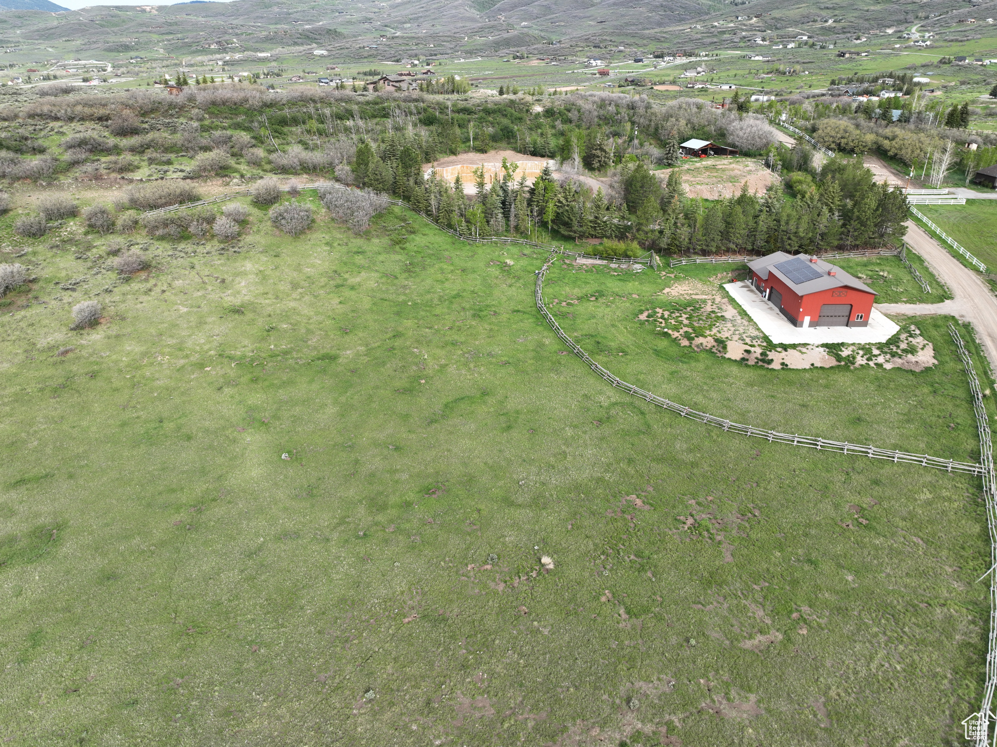 SILVER CREEK ESTATES - Land