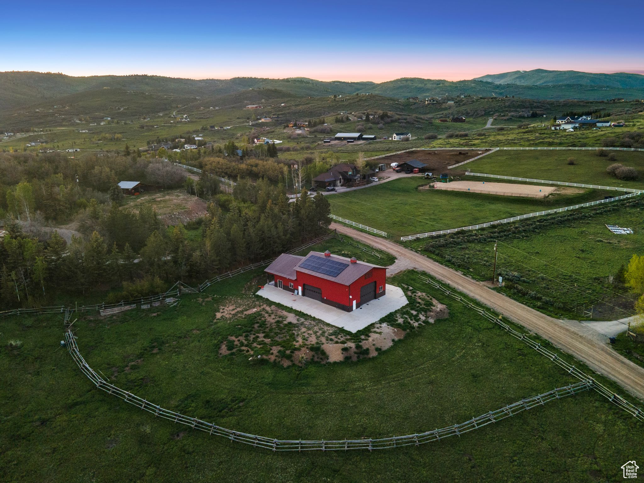 SILVER CREEK ESTATES - Land