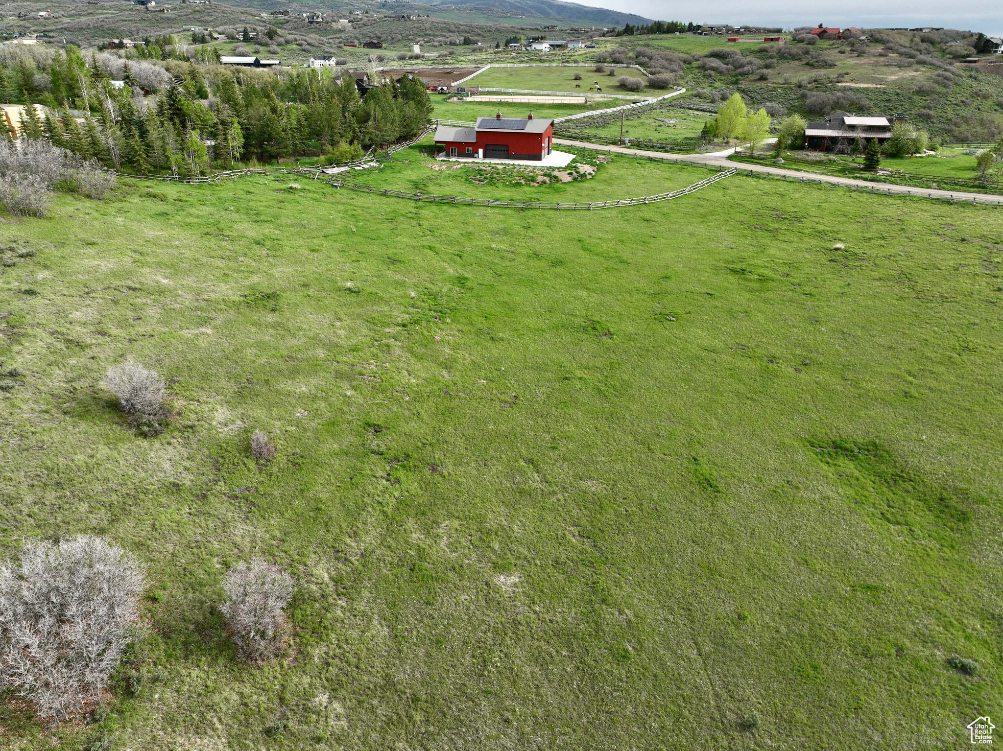 SILVER CREEK ESTATES - Land