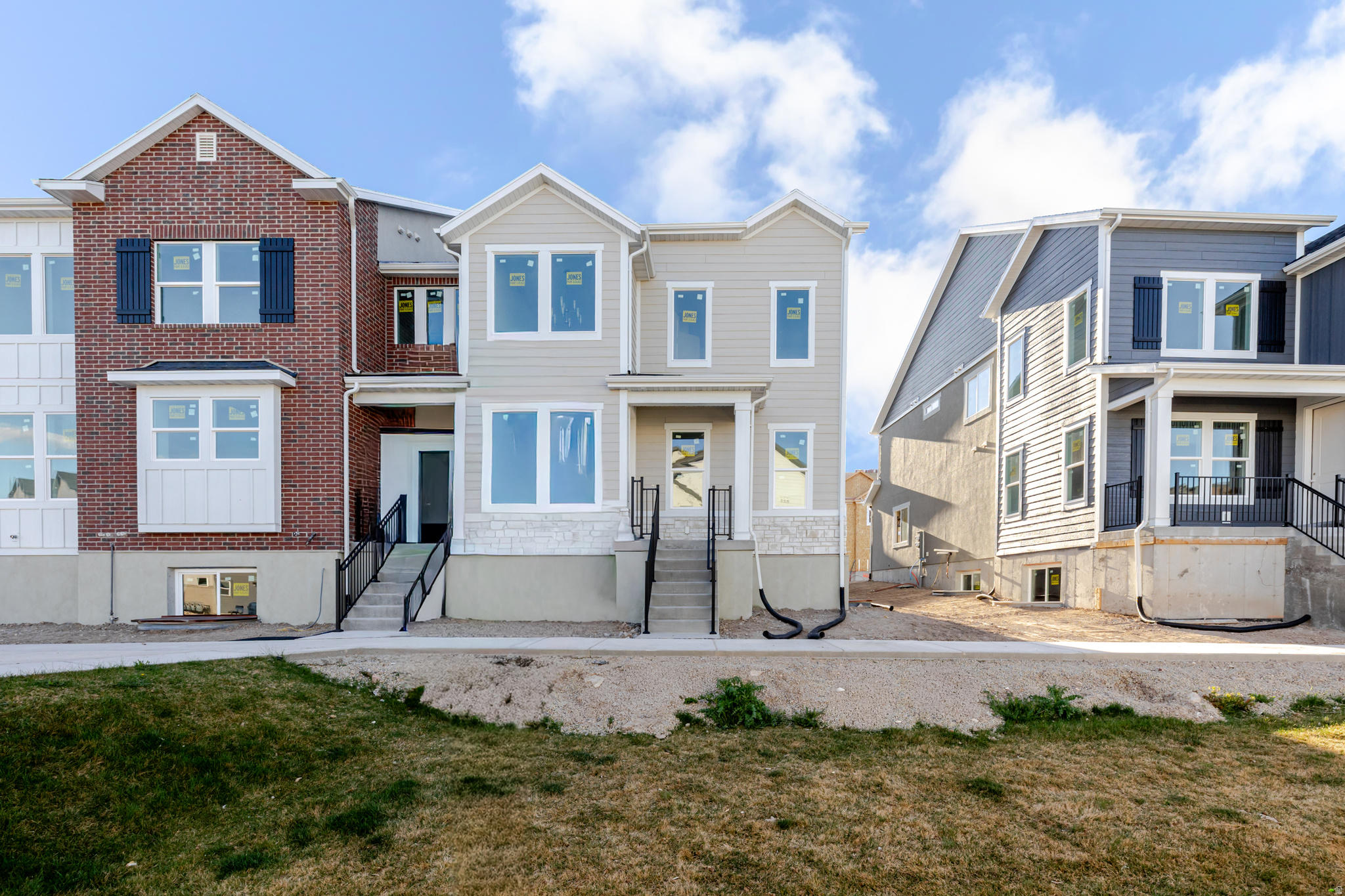 Discover the perfect mix of convenience and comfort with your new townhome at Highridge! Enjoy the benefits of multi-story living and a spacious two-car garage, without the upkeep of a single-family home. Love where you live with community perks like a clubhouse with a gym, a sparkling pool, and pickleball courts. Plus, you'll be part of the growing Mt. Saratoga master-planned community, designed with parks, trails, and open spaces for you to explore. Don't wait! Reach out today to learn more or schedule your visit!