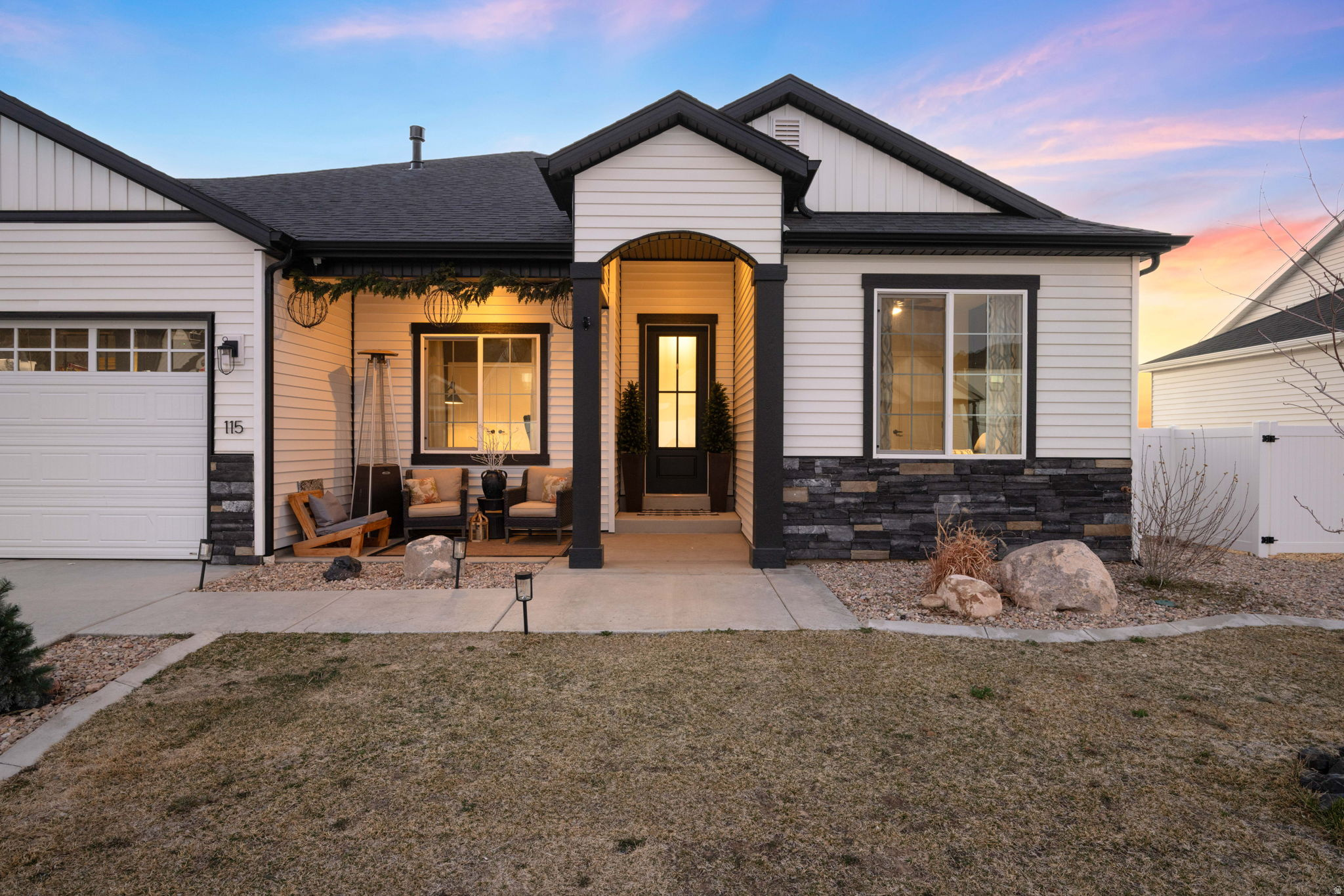 CRESCENT HILLS - Residential