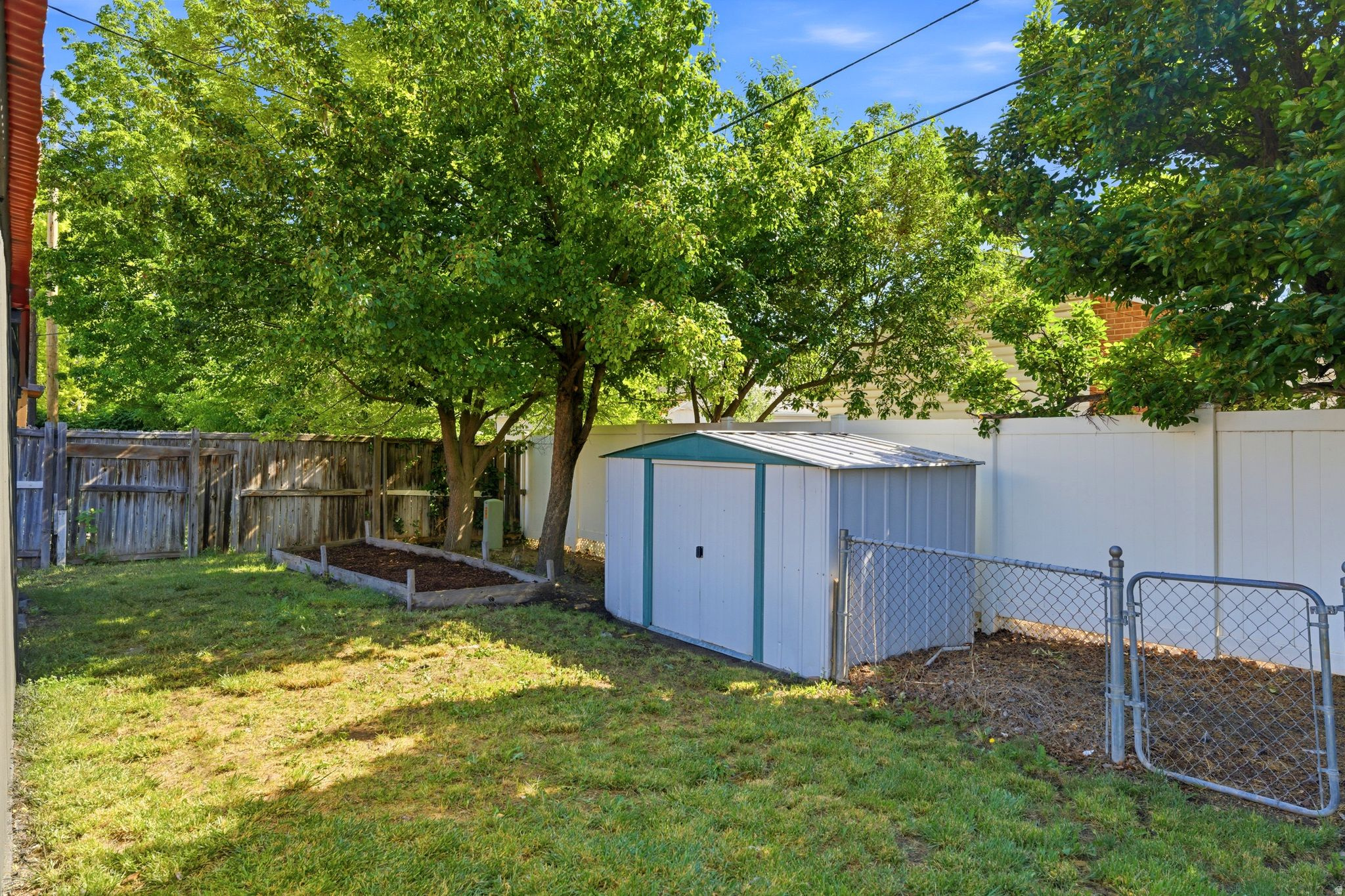 SCOTTSVILLE SUB - Residential