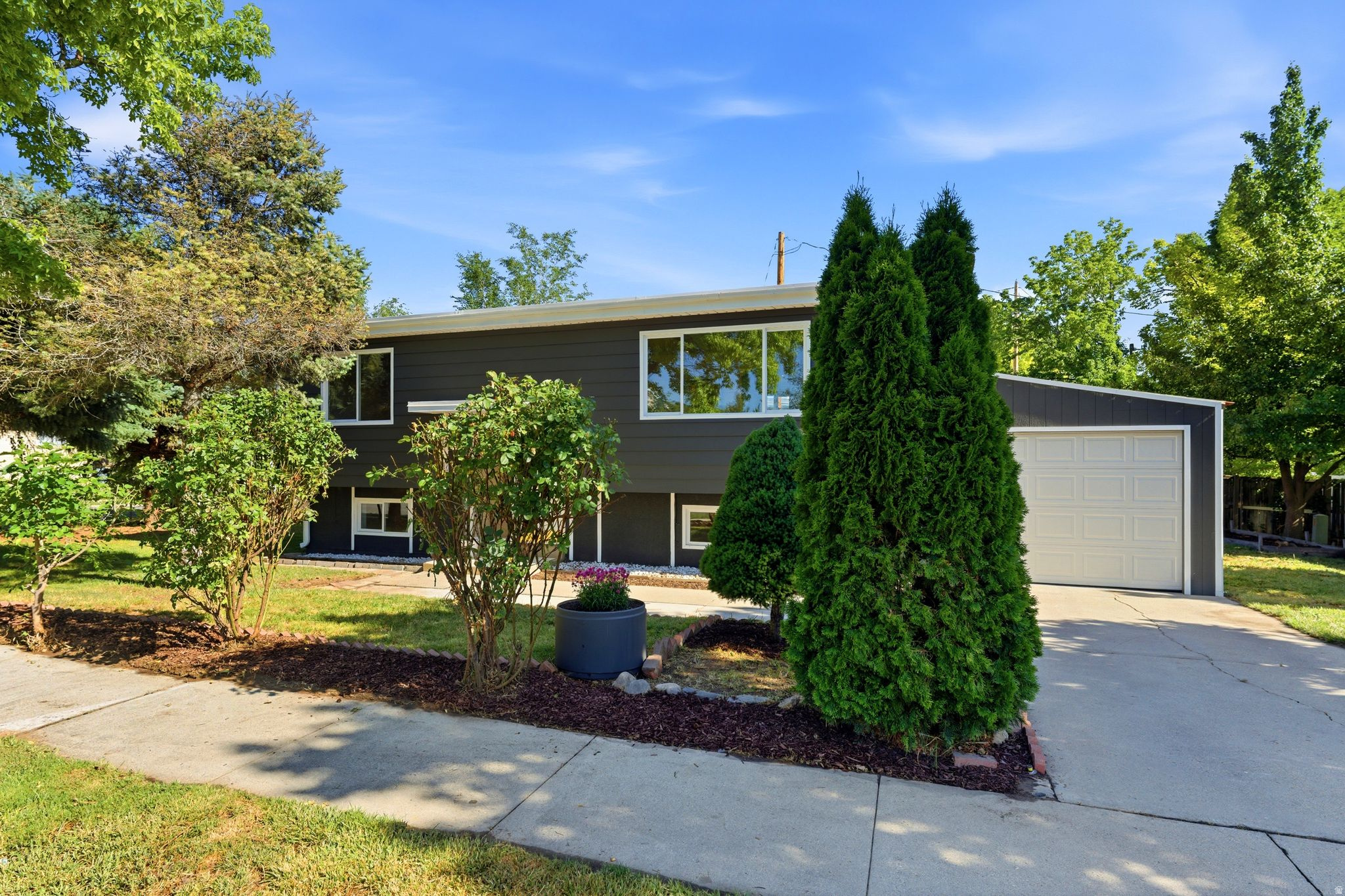 SCOTTSVILLE SUB - Residential