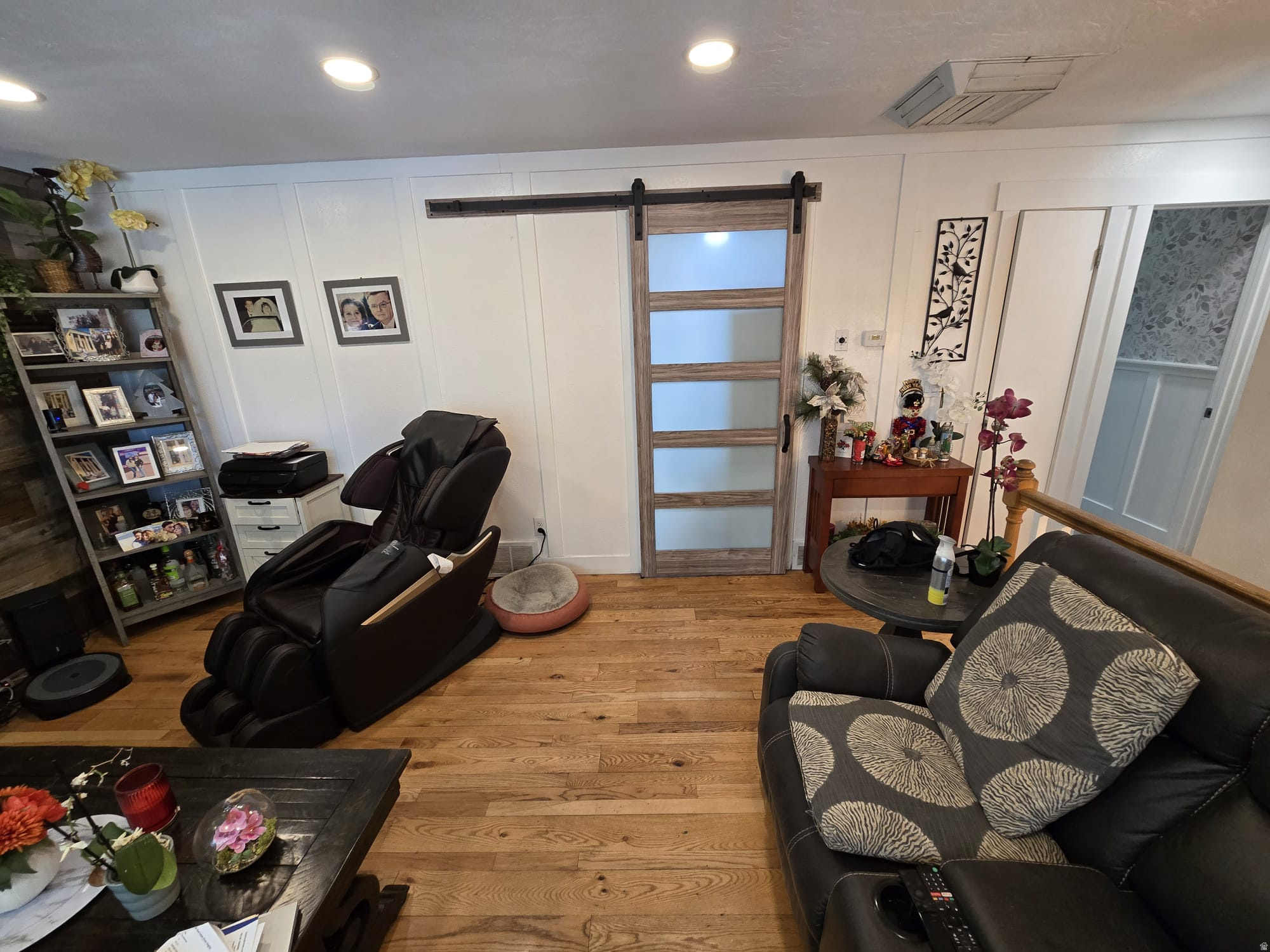 WOODLEDGE SUB #5 - Residential