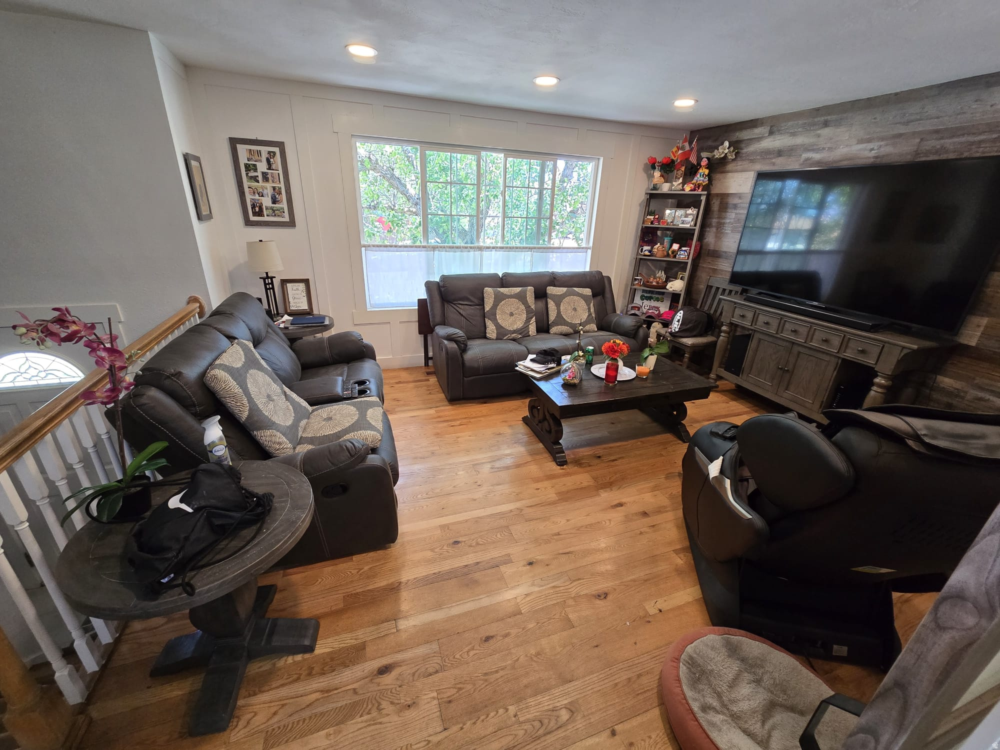 WOODLEDGE SUB #5 - Residential