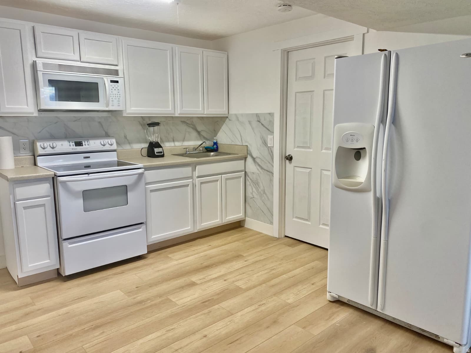WOODLEDGE SUB #5 - Residential