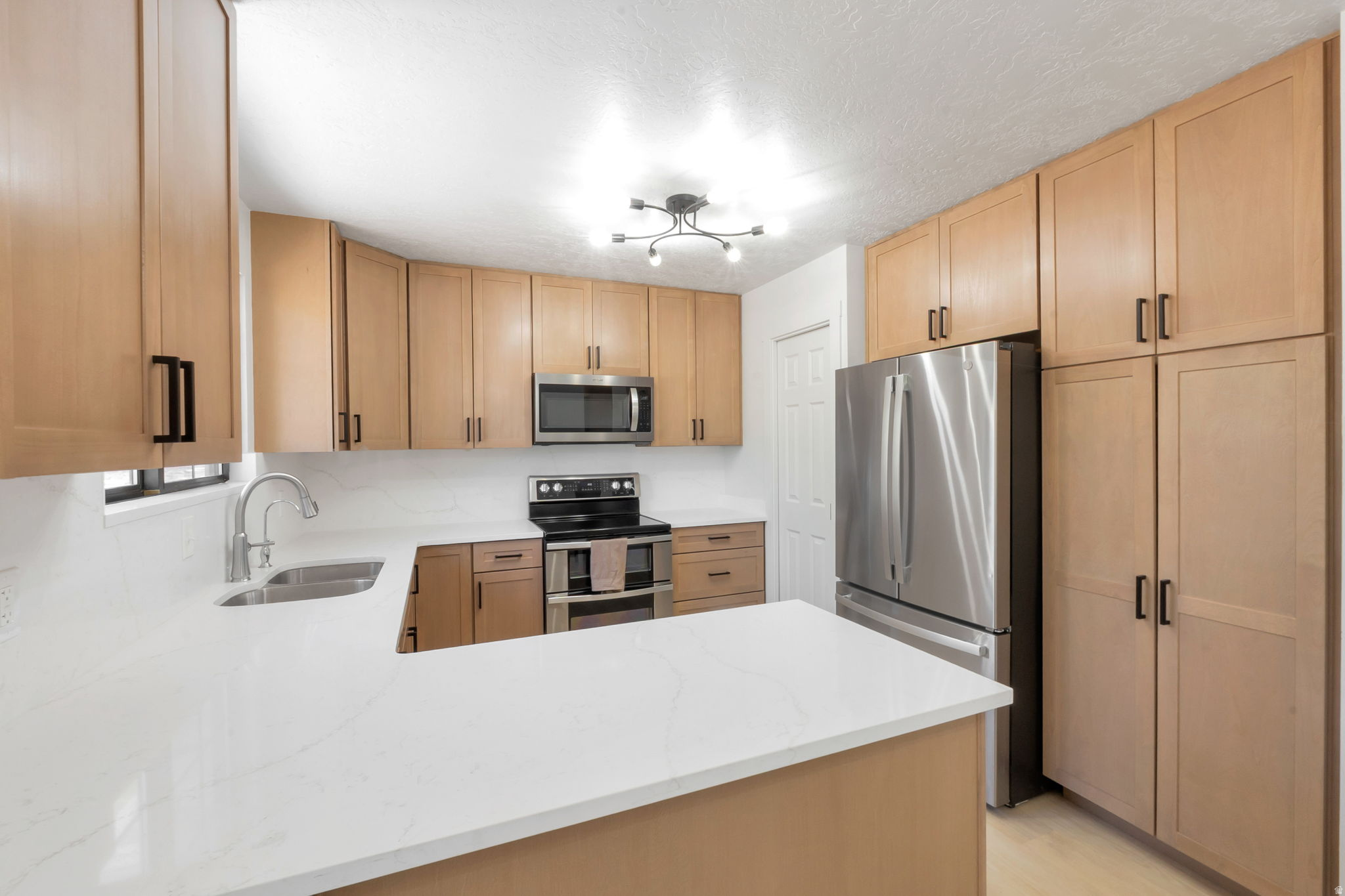 CEDAR HILLS - Residential
