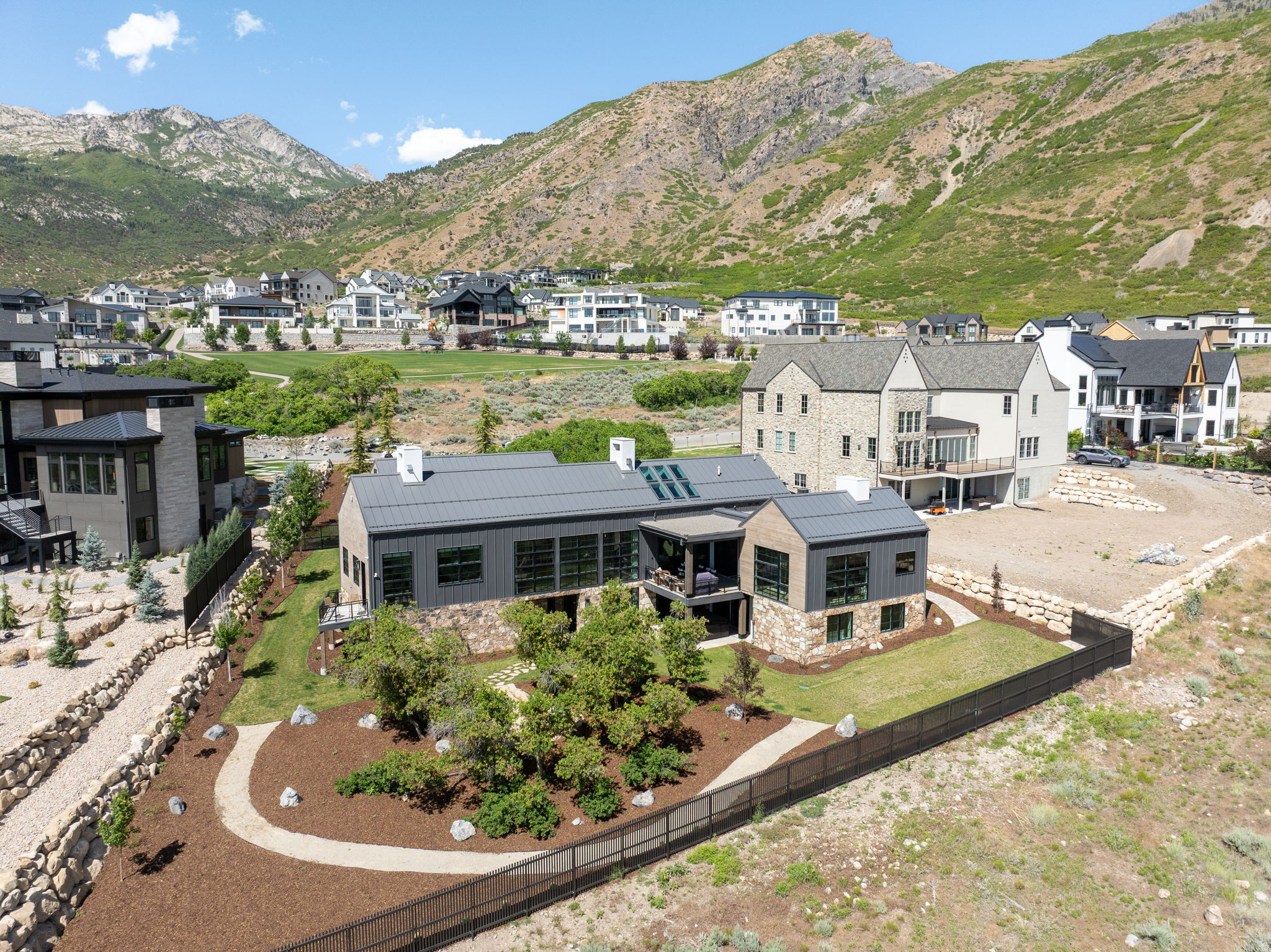 LAMBERT PARK ESTATES - Residential