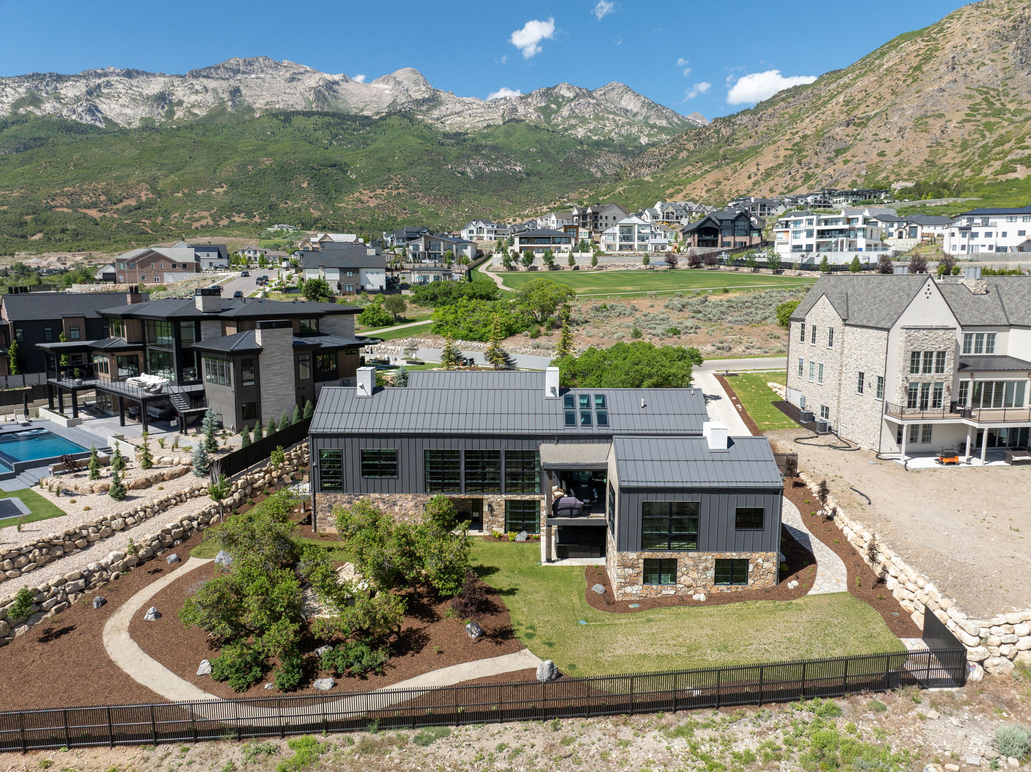 LAMBERT PARK ESTATES - Residential