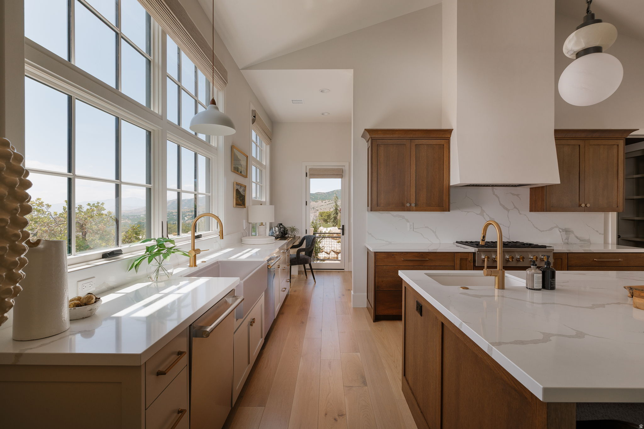 LAMBERT PARK ESTATES - Residential