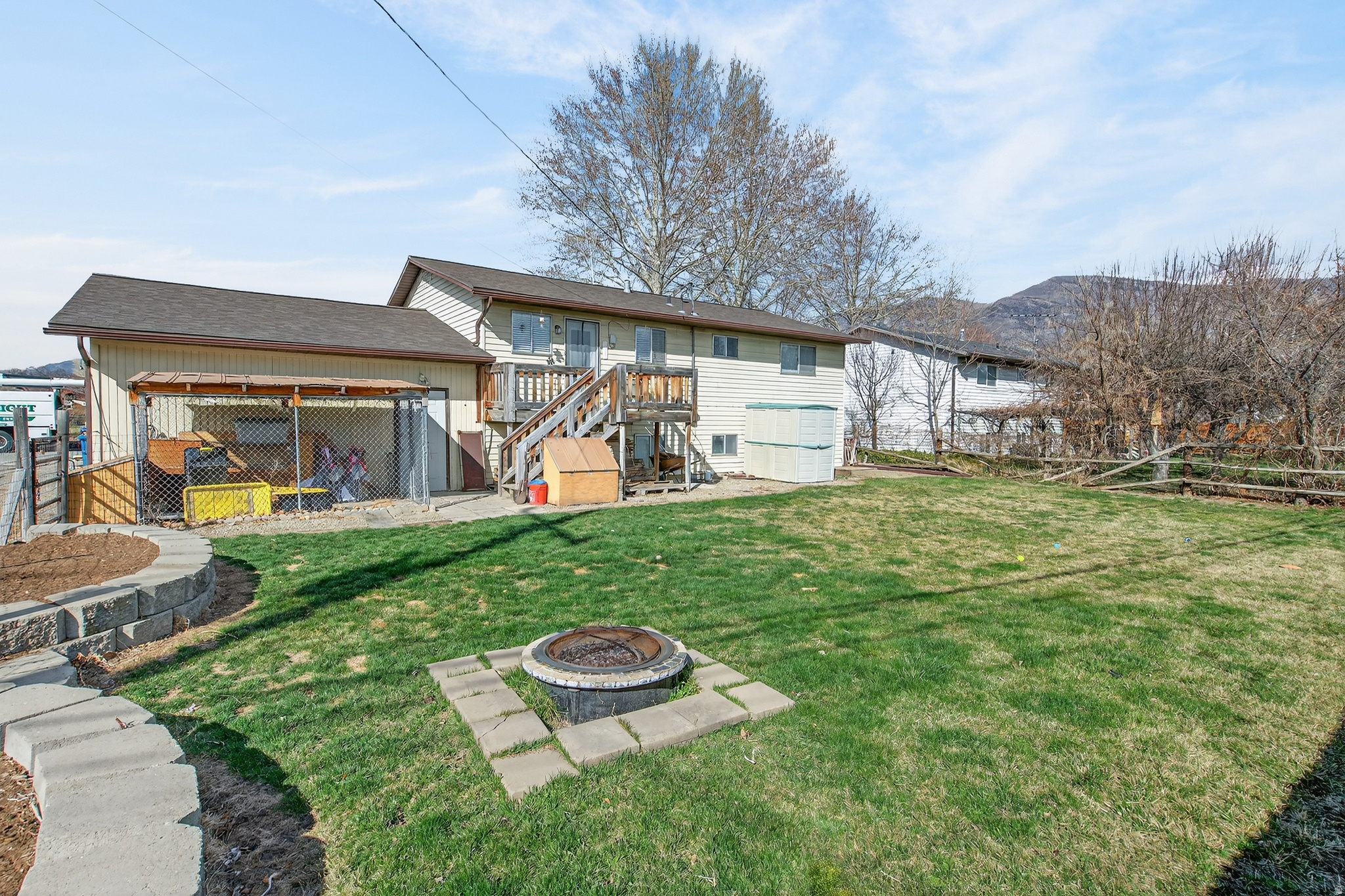 CHRISTEN - Residential