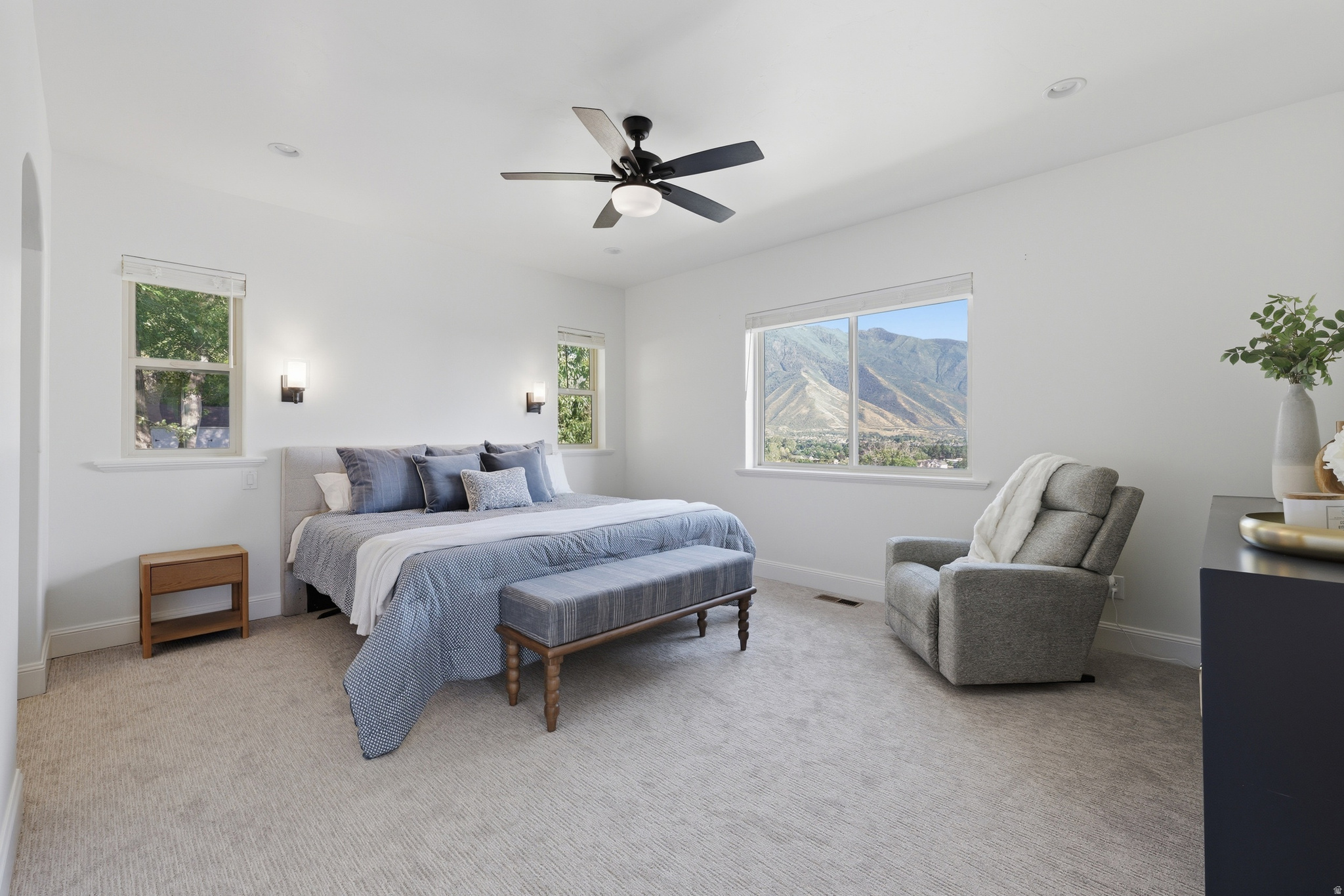 CHERRINGTON HEIGHTS - Residential