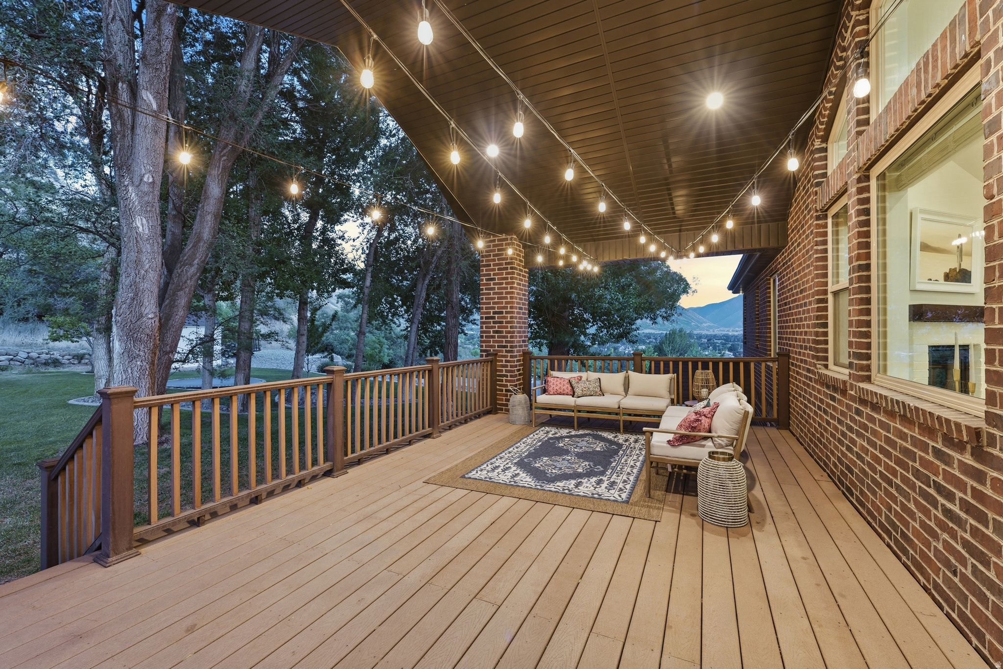 CHERRINGTON HEIGHTS - Residential
