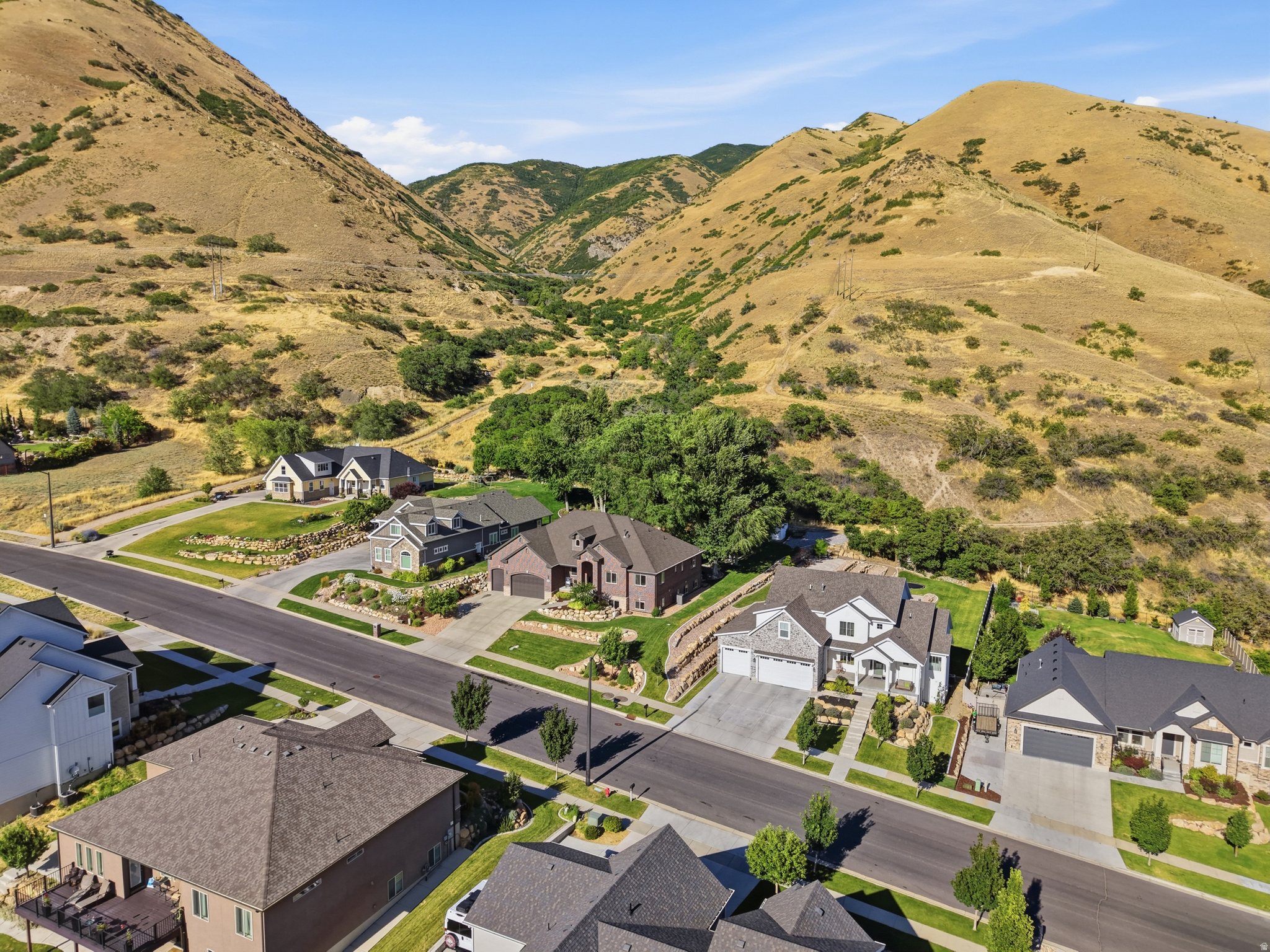 CHERRINGTON HEIGHTS - Residential
