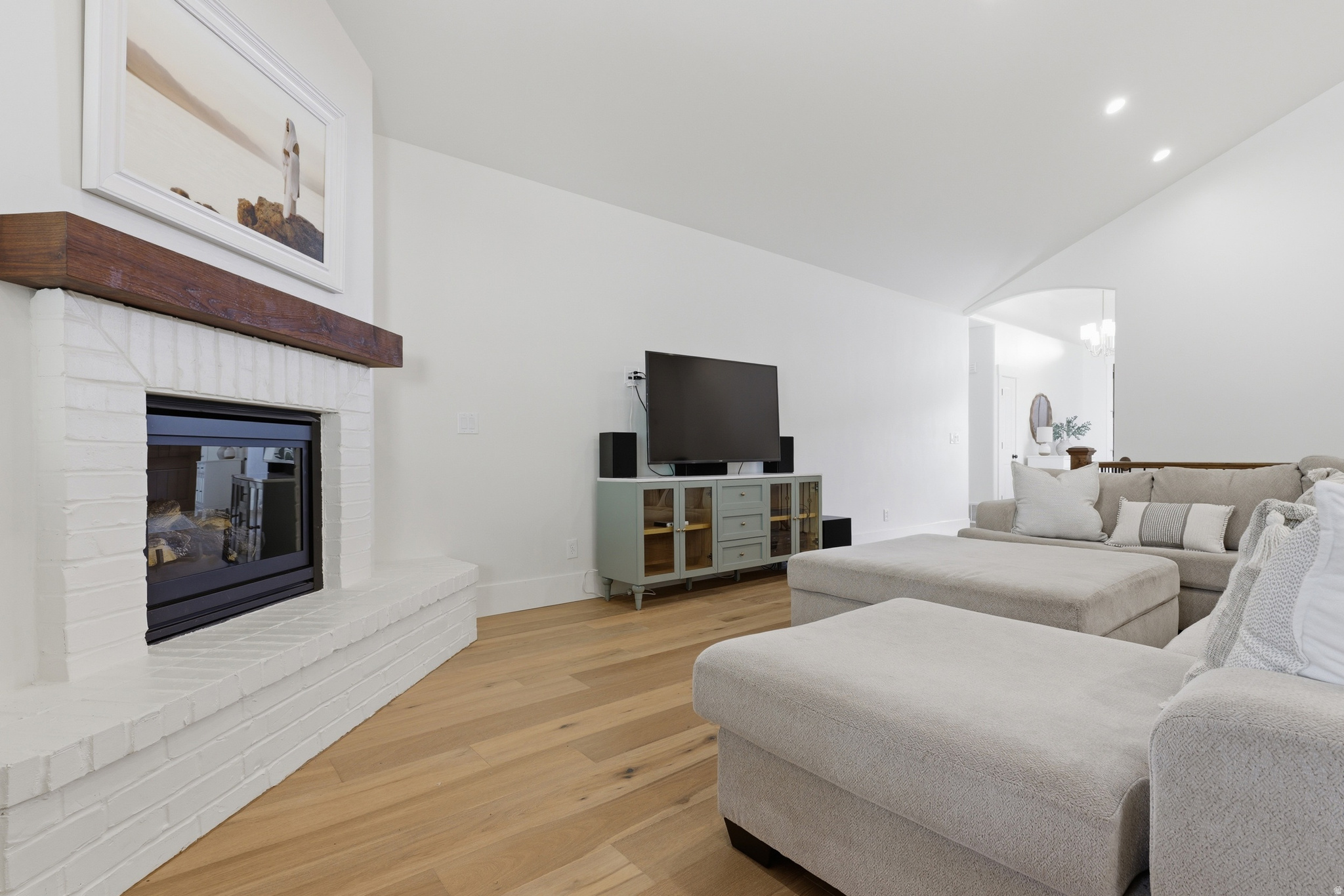 CHERRINGTON HEIGHTS - Residential