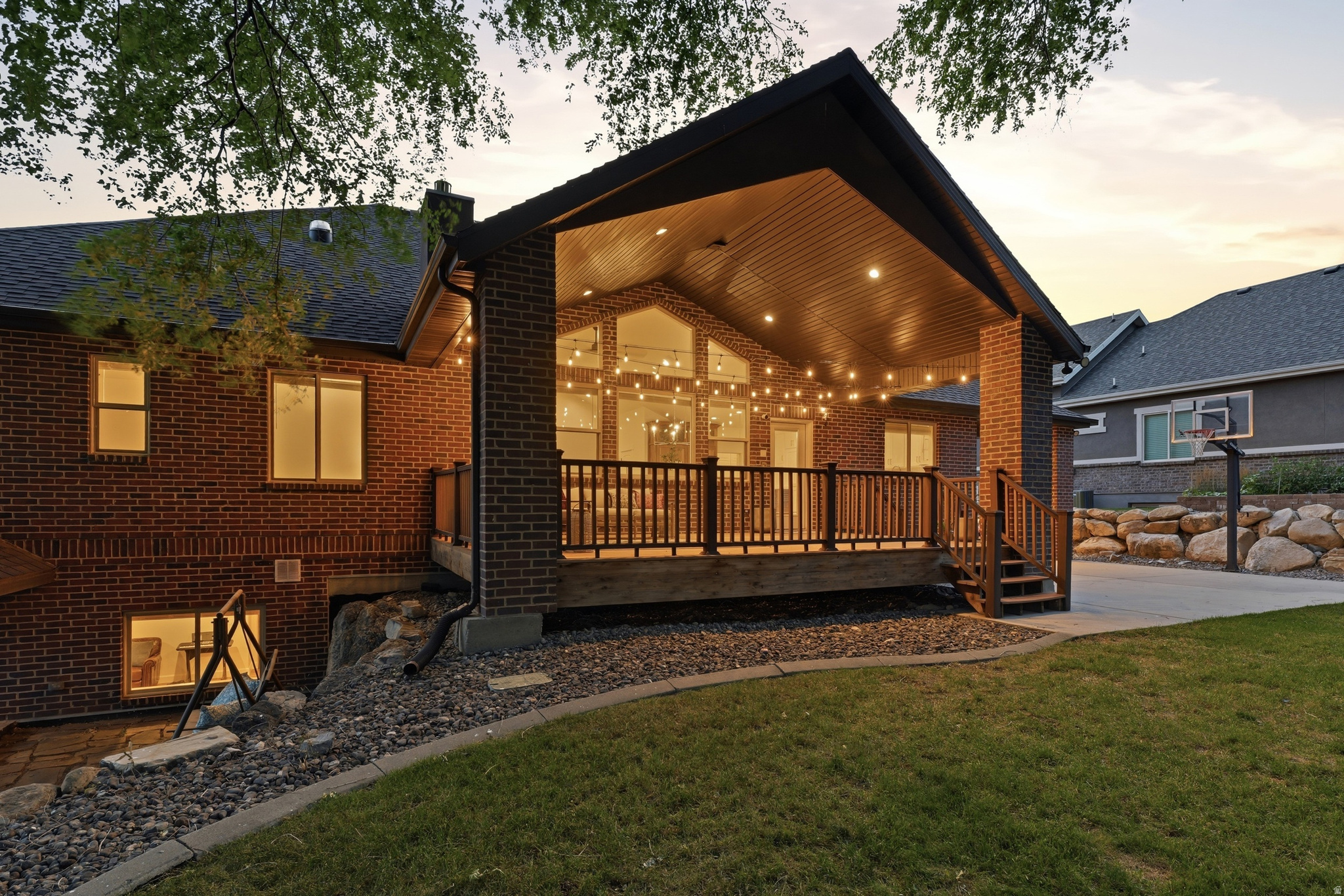 CHERRINGTON HEIGHTS - Residential