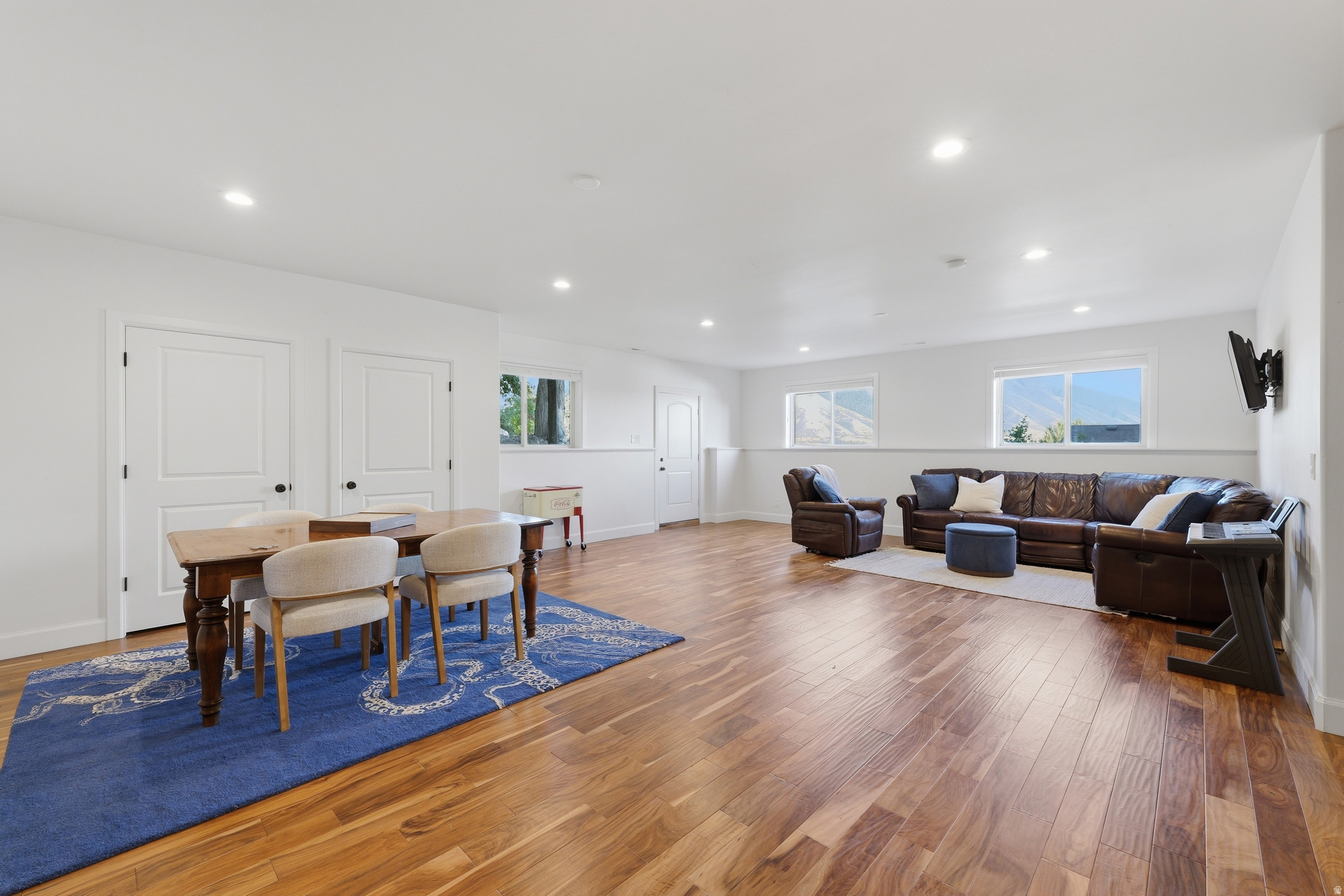 CHERRINGTON HEIGHTS - Residential